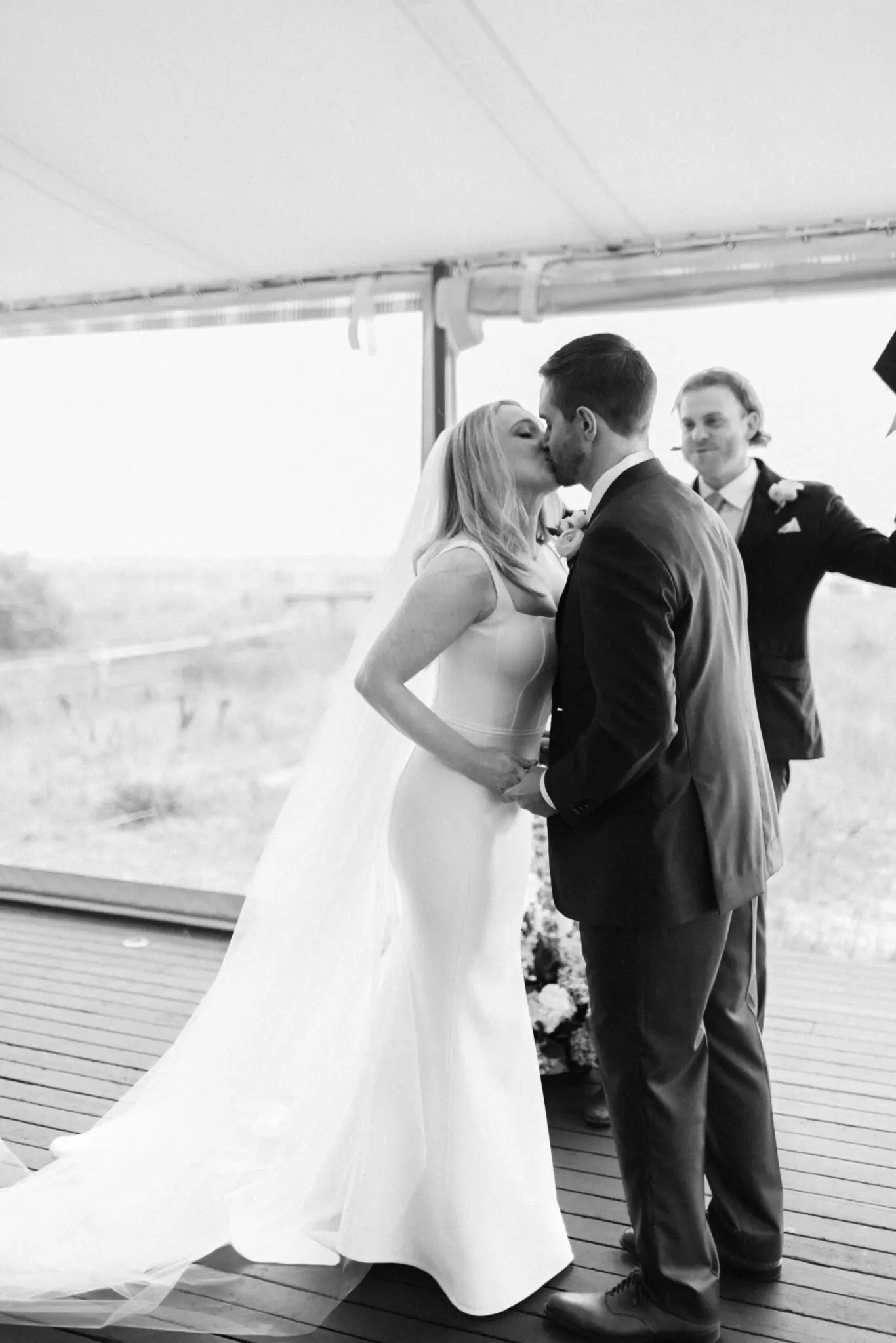 Kelly Dillon Wedding Photographer KellyDillonPhotographyChathamBarsInnCapeCodWeddingPhotogapherCapeCodWeddingPhotography80 scaled