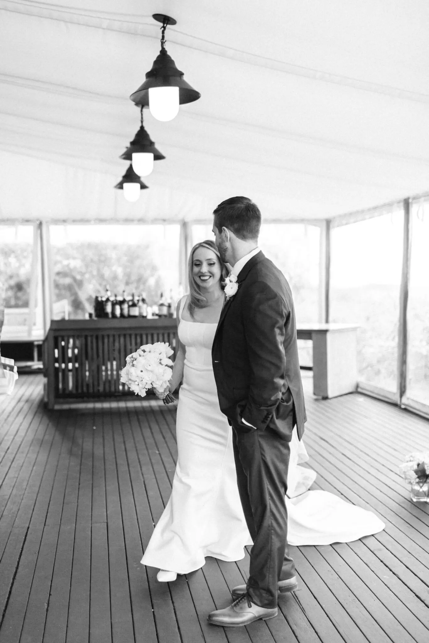 Kelly Dillon Wedding Photographer KellyDillonPhotographyChathamBarsInnCapeCodWeddingPhotogapherCapeCodWeddingPhotography81 scaled