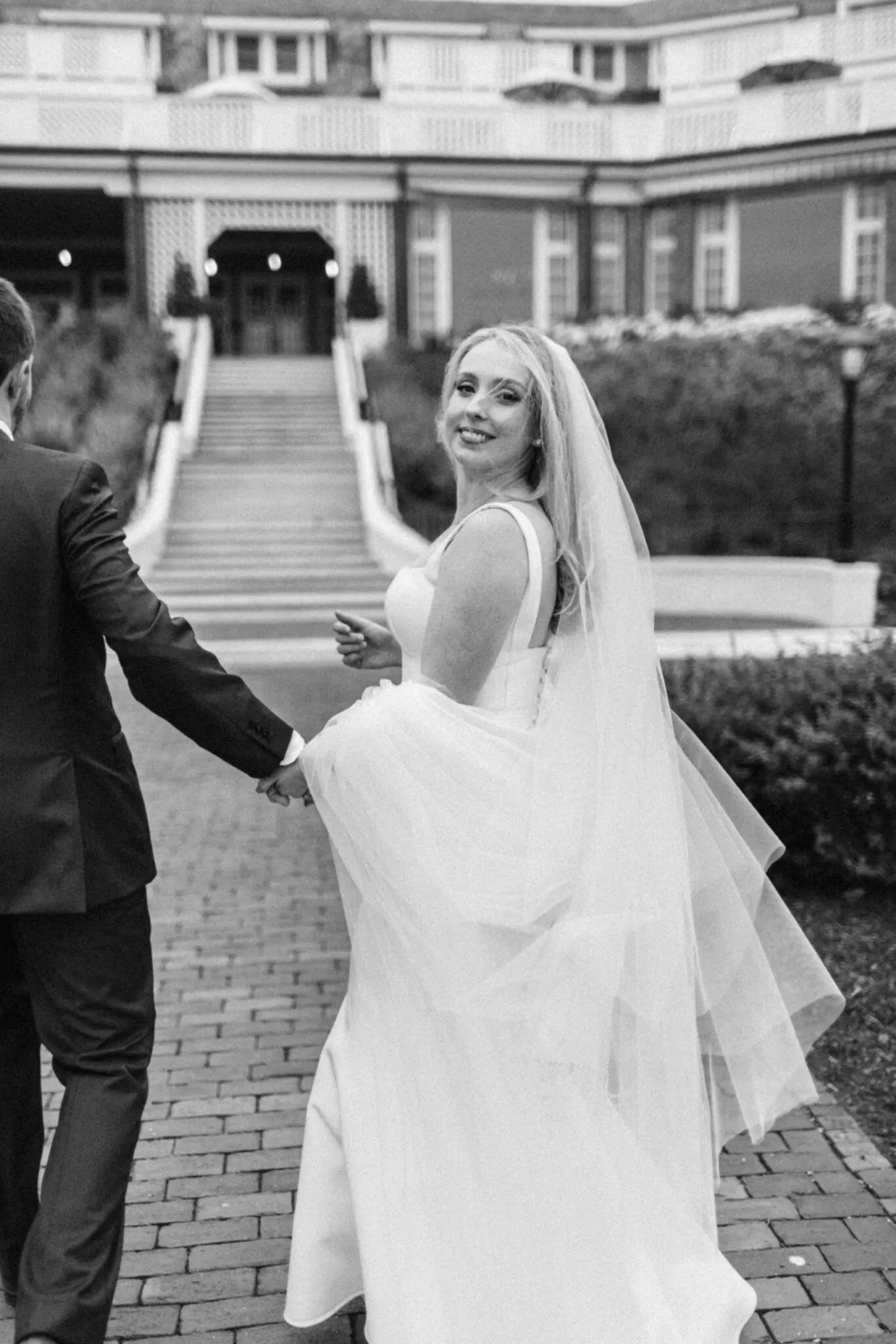 Kelly Dillon Wedding Photographer KellyDillonPhotographyChathamBarsInnCapeCodWeddingPhotogapherCapeCodWeddingPhotography88 scaled