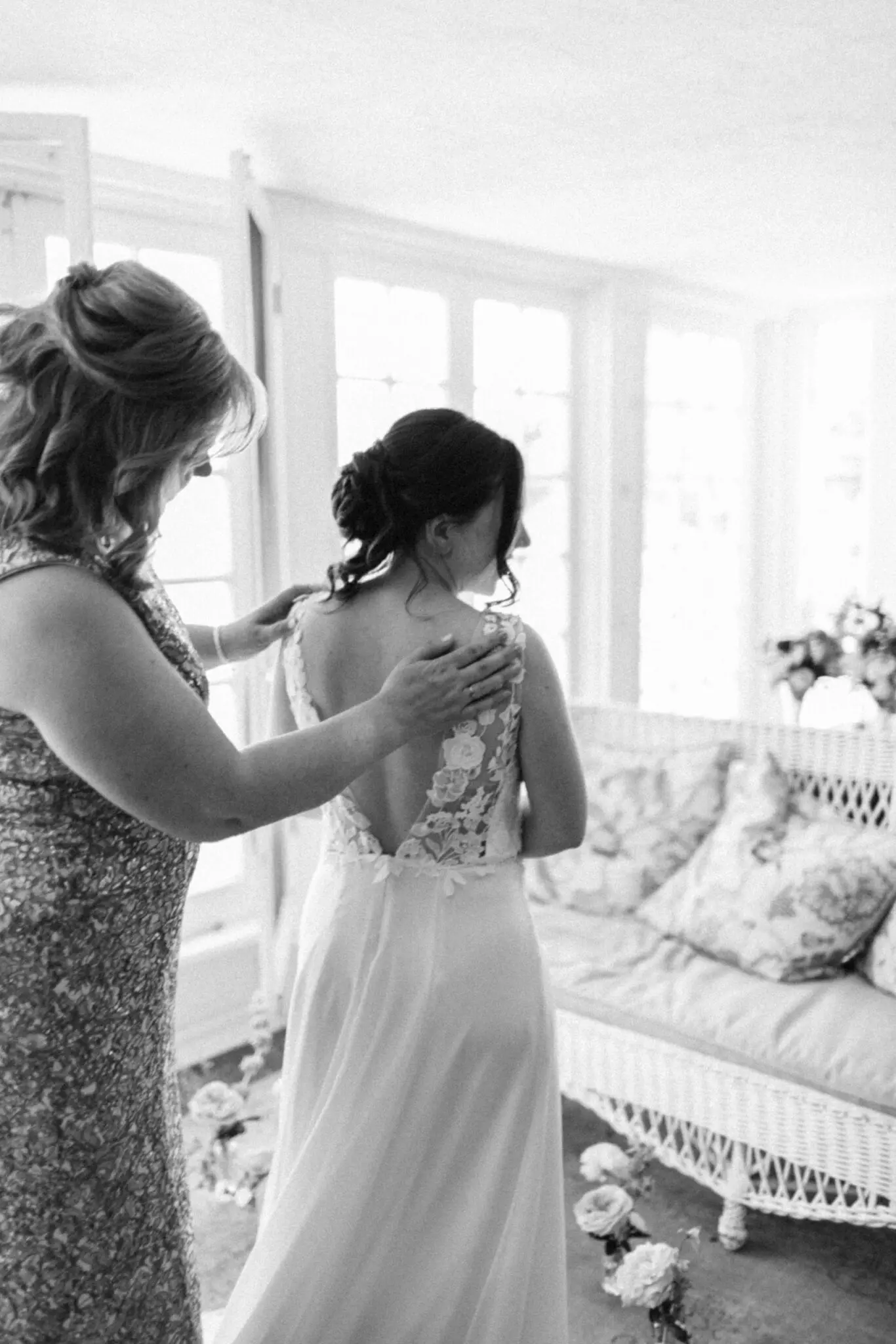 Kelly Dillon Wedding Photographer KellyDillonPhotographyChathamSummerHouseCapeCodWeddingPhotogapherCapeCodWeddingPhotography11 scaled