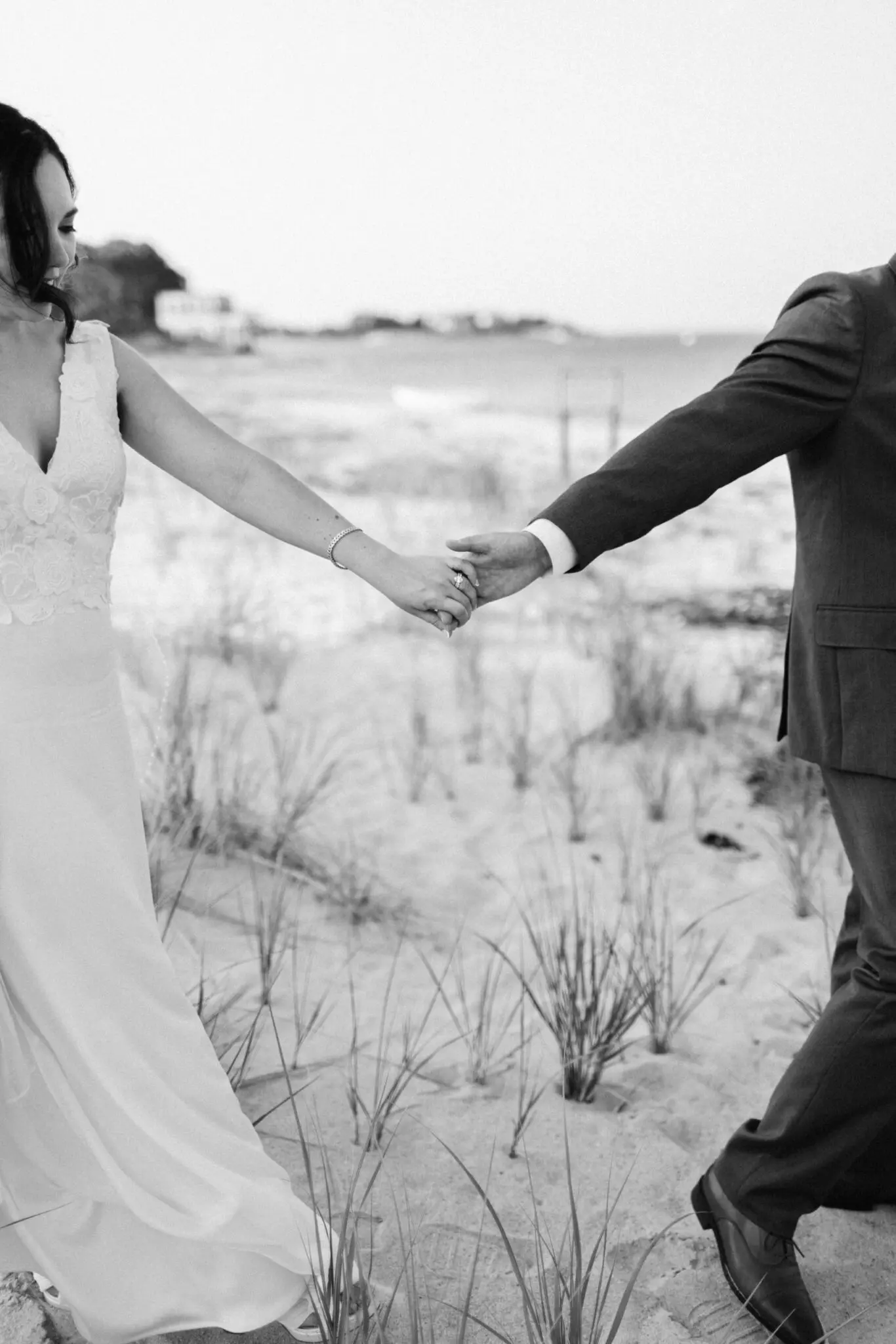 Kelly Dillon Wedding Photographer KellyDillonPhotographyChathamSummerHouseCapeCodWeddingPhotogapherCapeCodWeddingPhotography113 scaled