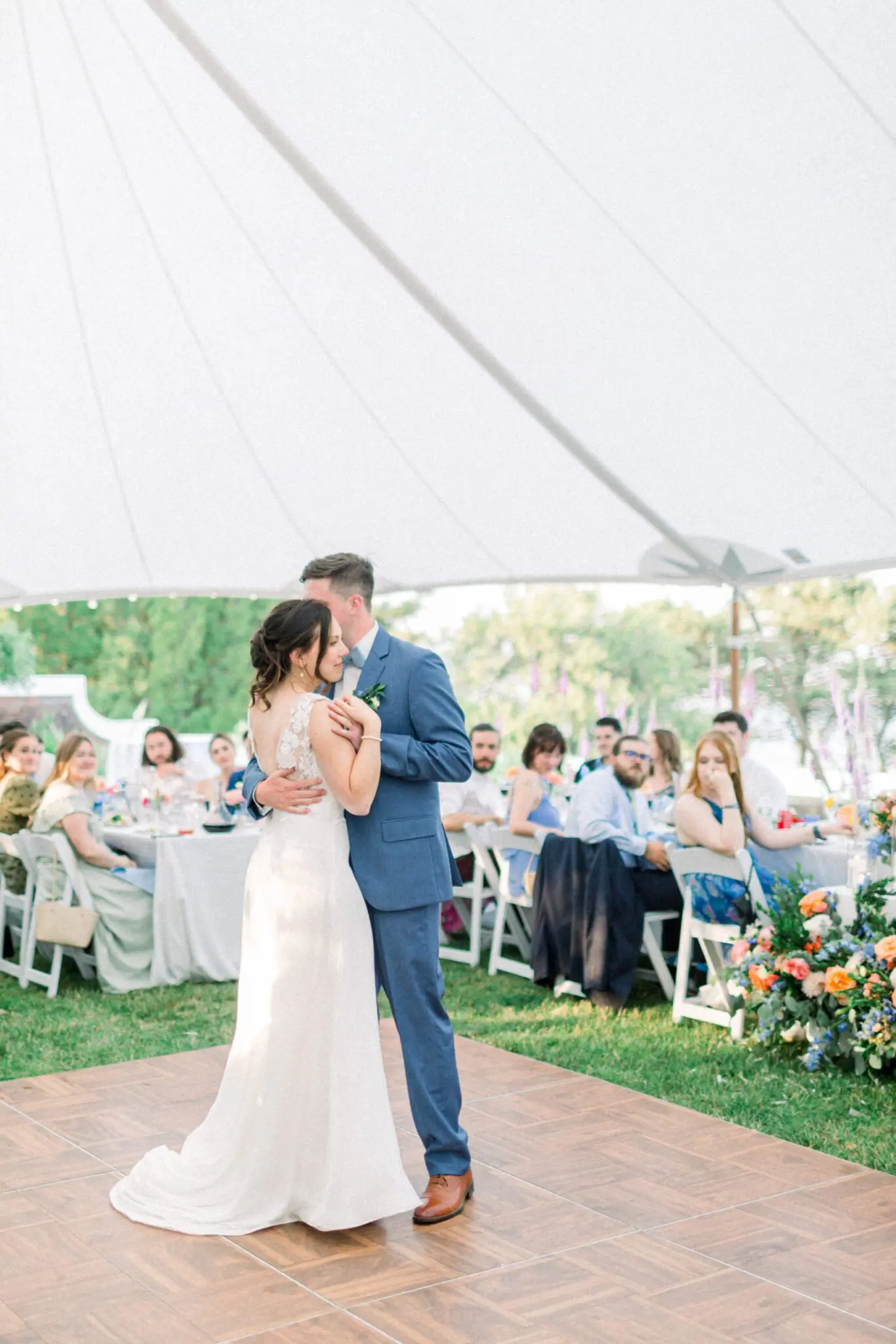 Kelly Dillon Wedding Photographer KellyDillonPhotographyChathamSummerHouseCapeCodWeddingPhotogapherCapeCodWeddingPhotography131 scaled