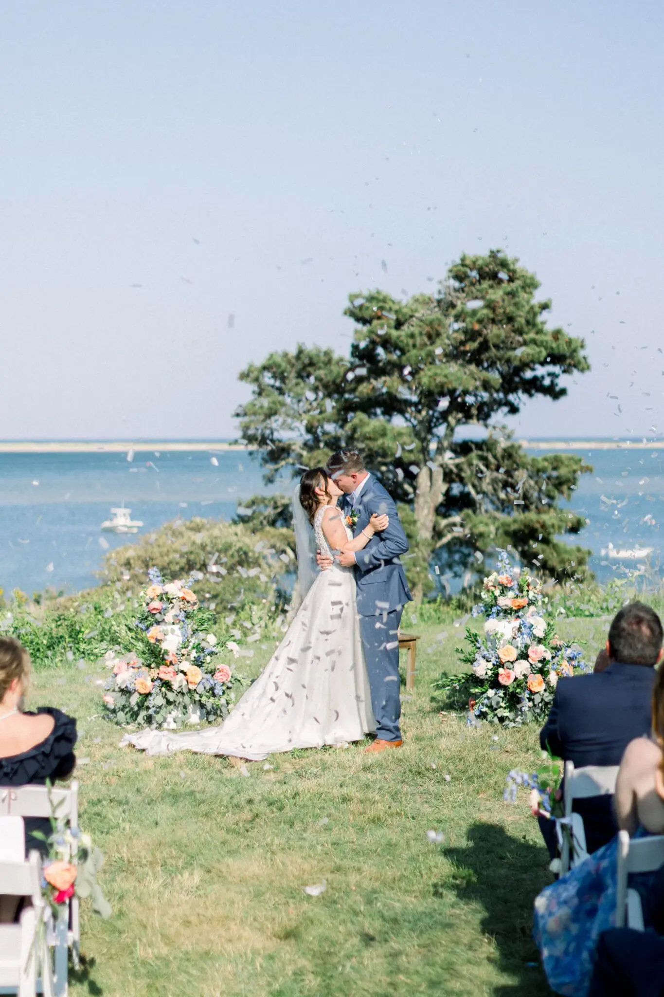 Kelly Dillon Wedding Photographer KellyDillonPhotographyChathamSummerHouseCapeCodWeddingPhotogapherCapeCodWeddingPhotography71 scaled