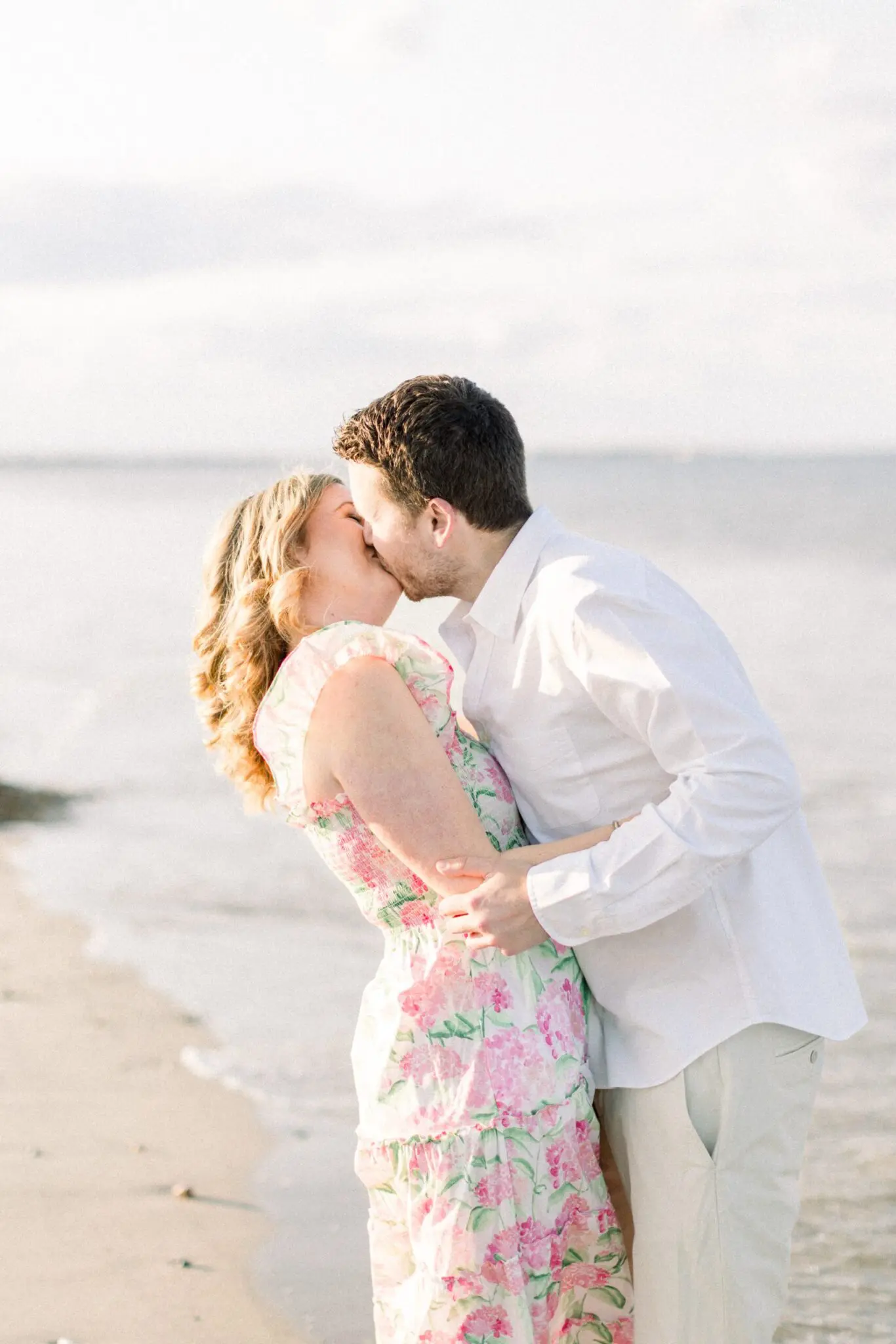 Kelly Dillon Wedding Photographer KellyDillonPhotographyDuxburyBeachCapeCodWeddingPhotogapherCapeCodWeddingPhotography13 scaled