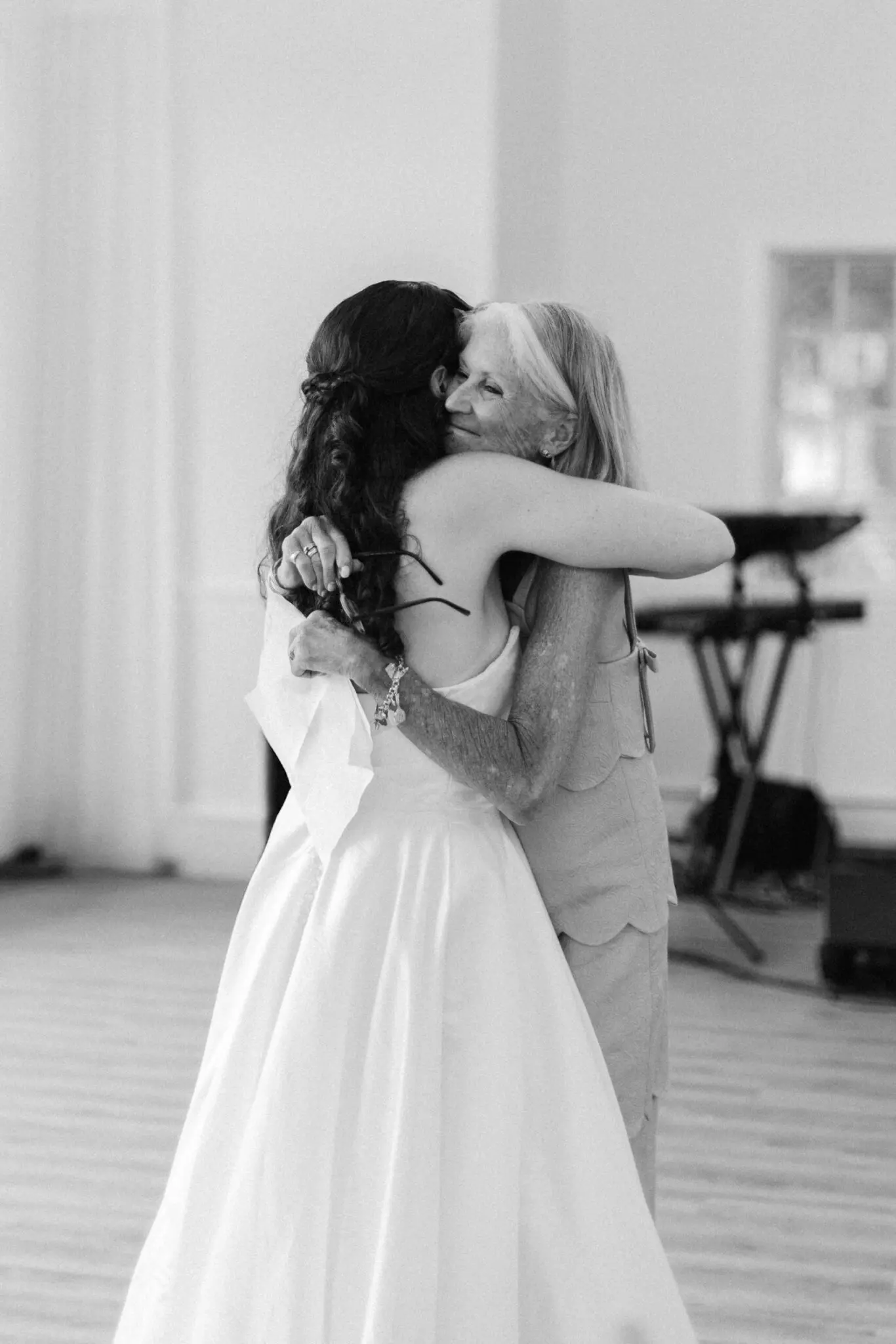 Kelly Dillon Wedding Photographer KellyDillonPhotographyFalmouthCapeCodWeddingPhotogapherCapeCodWeddingPhotography87 scaled