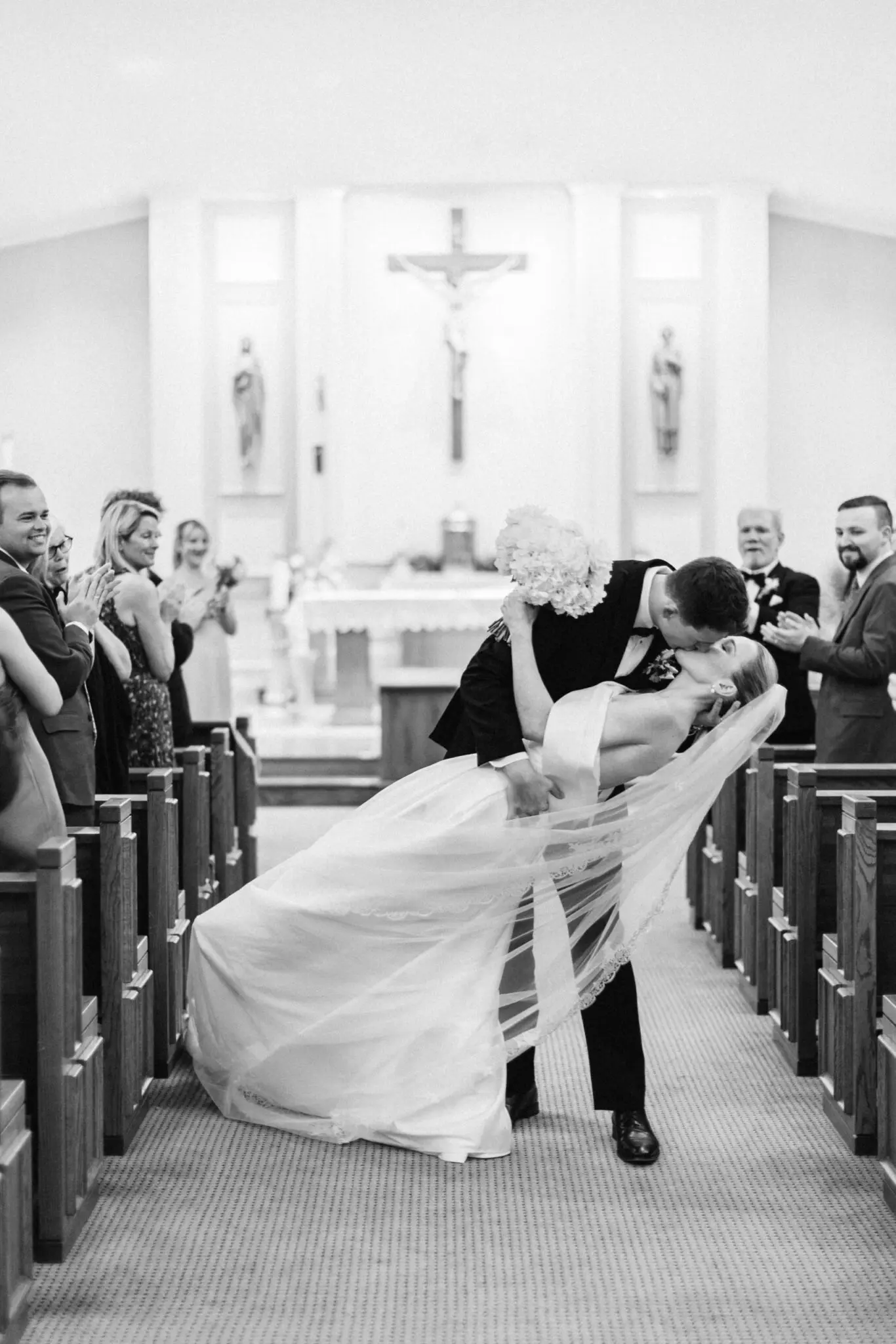 Kelly Dillon Wedding Photographer KellyDillonPhotographyPrivateEstatePocassetCapeCodWeddingPhotogapherCapeCodWeddingPhotography39 scaled