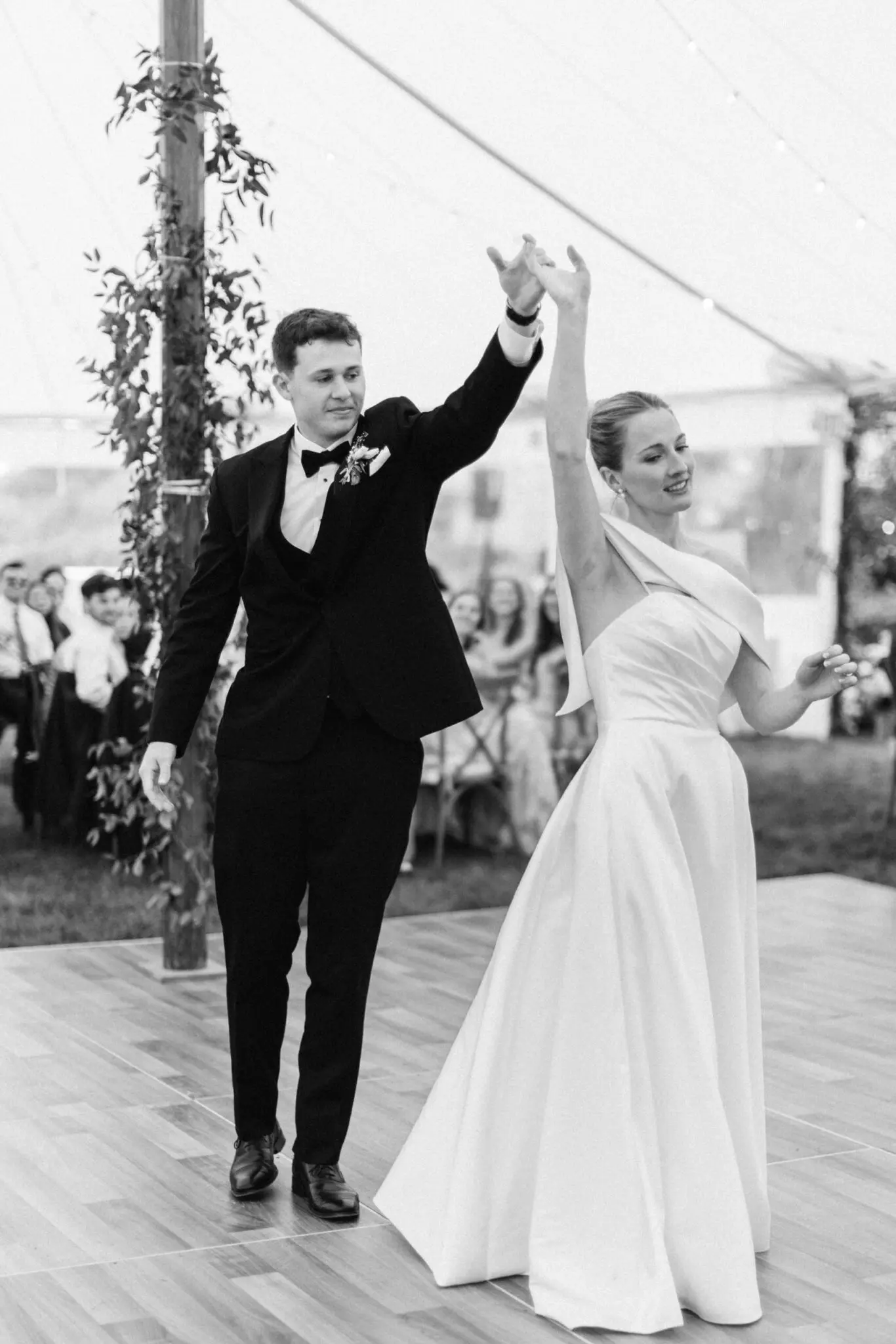 Kelly Dillon Wedding Photographer KellyDillonPhotographyPrivateEstatePocassetCapeCodWeddingPhotogapherCapeCodWeddingPhotography97 scaled