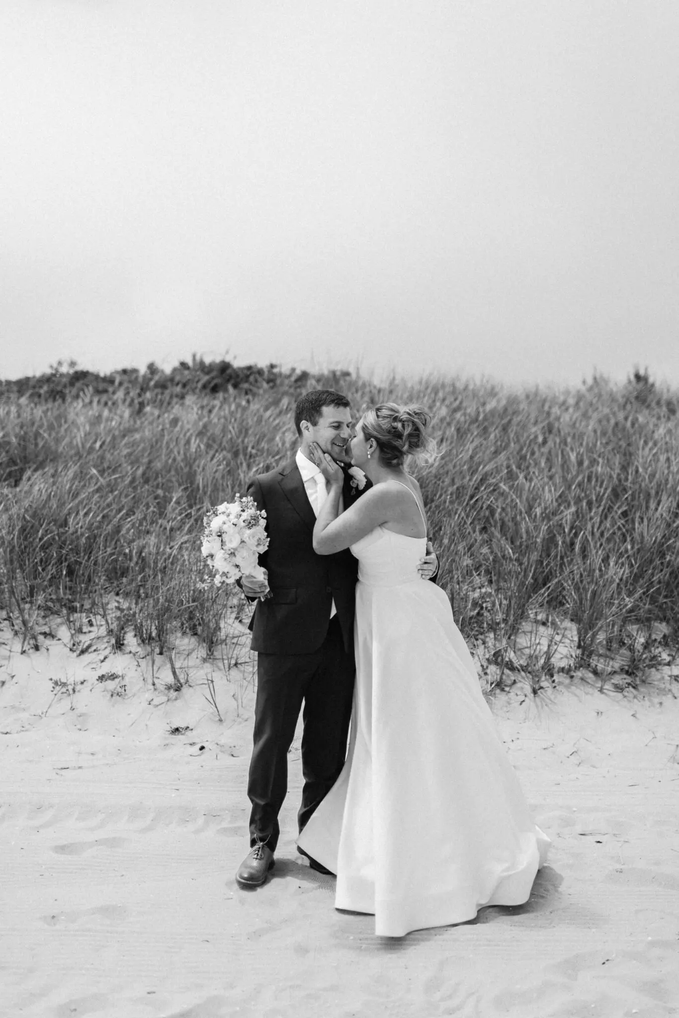 Lindsey & Peter Wychmere Cape Cod Wedding 24 Kelly Dillon Wedding Photographer KellyDillonPhotographyWychmereWeddingCapeCodWeddingPhotogapherCapeCodWeddingPhotography29 scaled