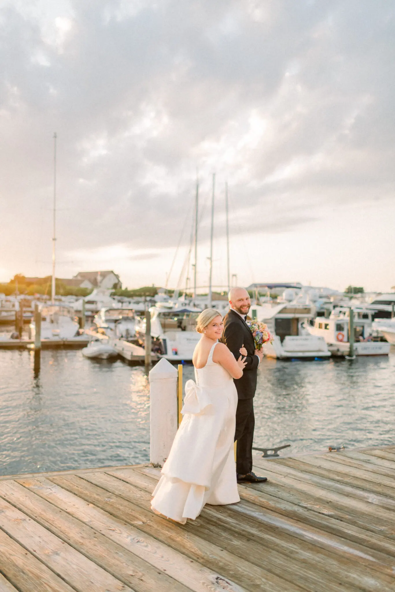 Hannah & Hunter Regatta Place Newport, RI Wedding 143 Kelly Dillon Wedding Photographer KellyDillonPhotographyRegattaPlaceWeddingPhotographyNewportRIWeddingPhotographyNewportRIWeddingPhotography143 scaled