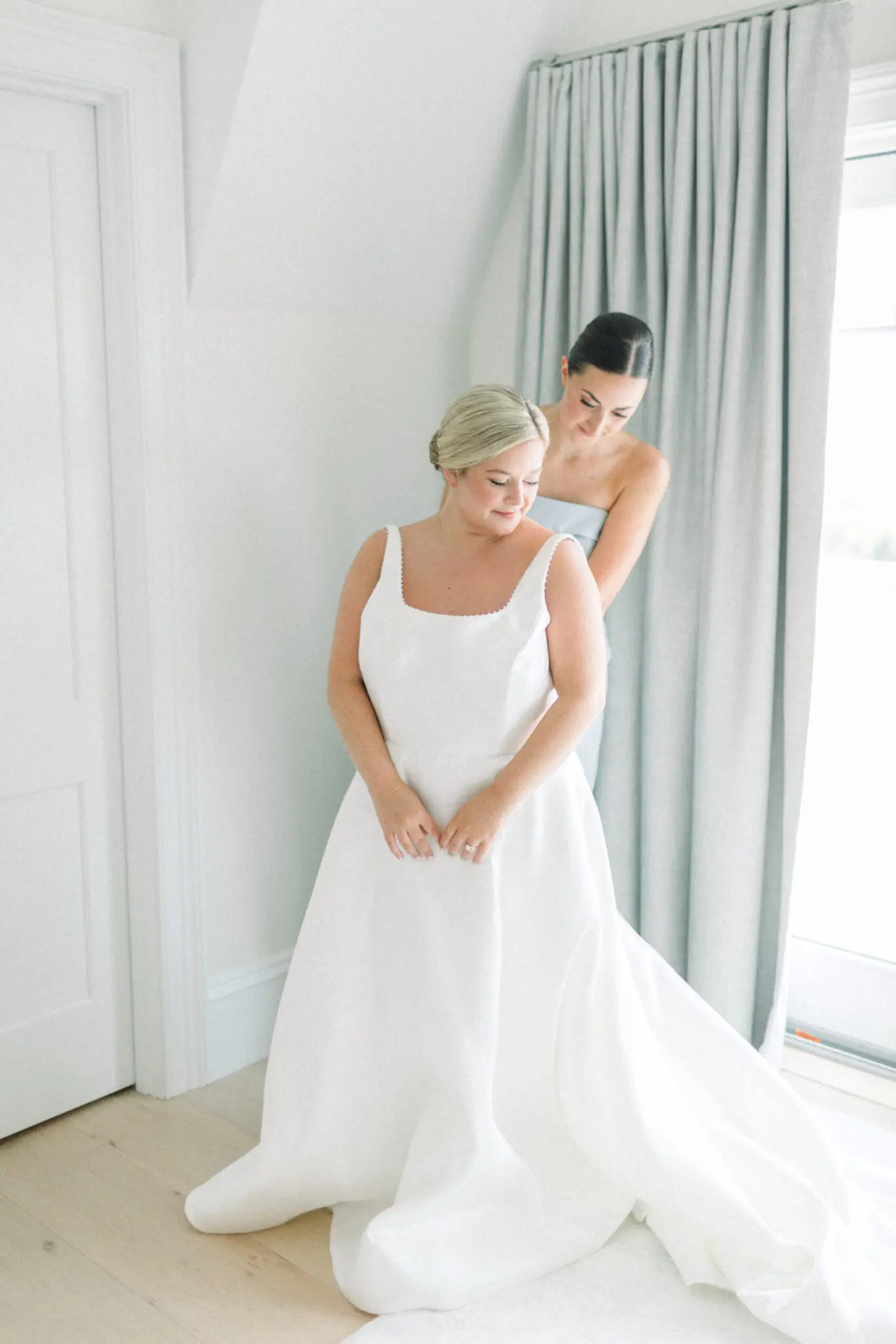 Hannah & Hunter Regatta Place Newport, RI Wedding 20 Kelly Dillon Wedding Photographer KellyDillonPhotographyRegattaPlaceWeddingPhotographyNewportRIWeddingPhotographyNewportRIWeddingPhotography21 scaled