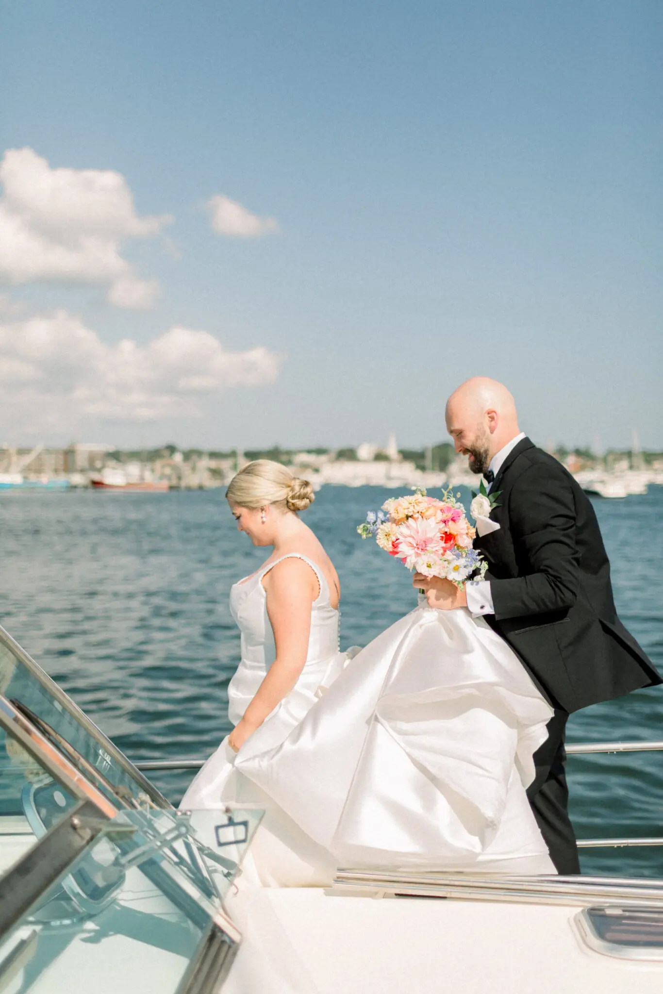 Hannah & Hunter Regatta Place Newport, RI Wedding 68 Kelly Dillon Wedding Photographer KellyDillonPhotographyRegattaPlaceWeddingPhotographyNewportRIWeddingPhotographyNewportRIWeddingPhotography68 scaled