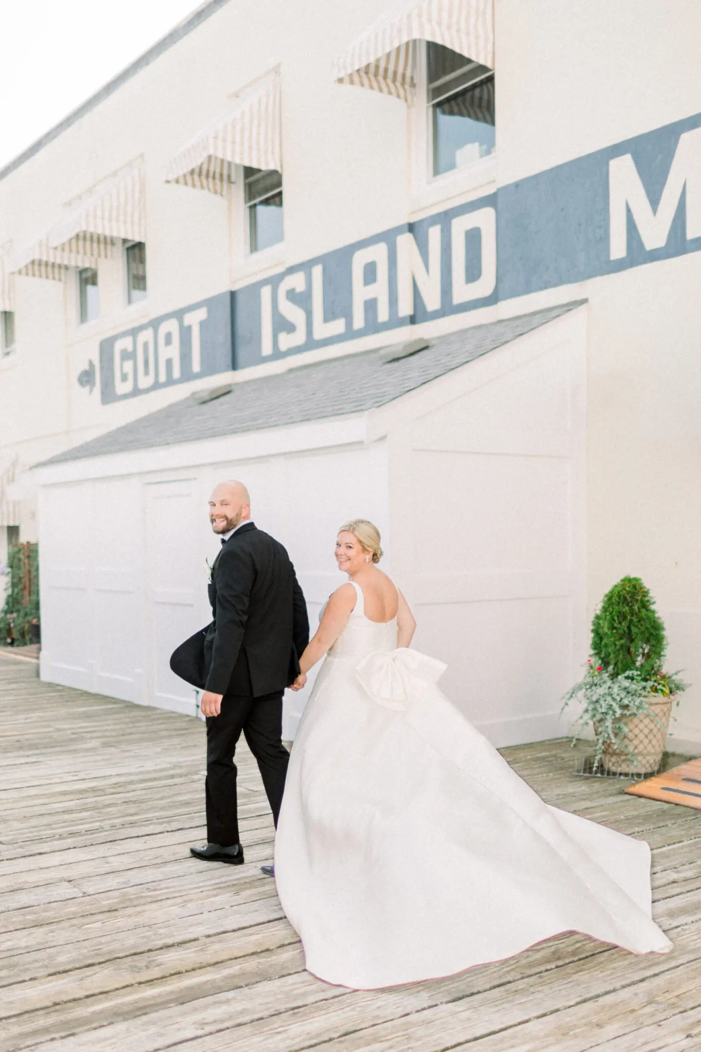 Hannah & Hunter Regatta Place Newport, RI Wedding 91 Kelly Dillon Wedding Photographer KellyDillonPhotographyRegattaPlaceWeddingPhotographyNewportRIWeddingPhotographyNewportRIWeddingPhotography91 scaled