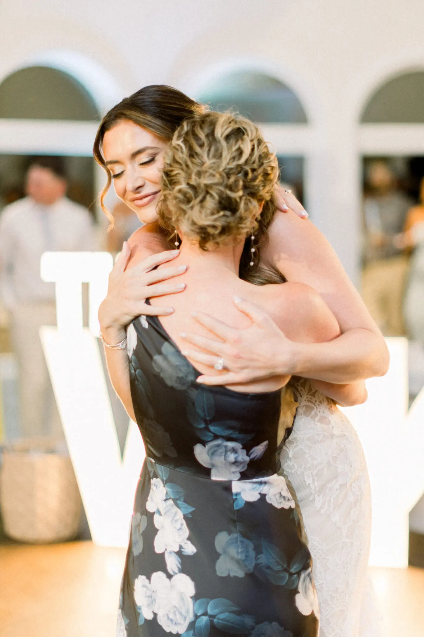 Hannah & Alex Cape Club Falmouth Cape Cod Wedding 130 Kelly Dillon Wedding Photographer KellyDillonPhotographyCapeClubWeddingCapeCodWeddingPhotographerCapeCodWeddingPhotography141 scaled