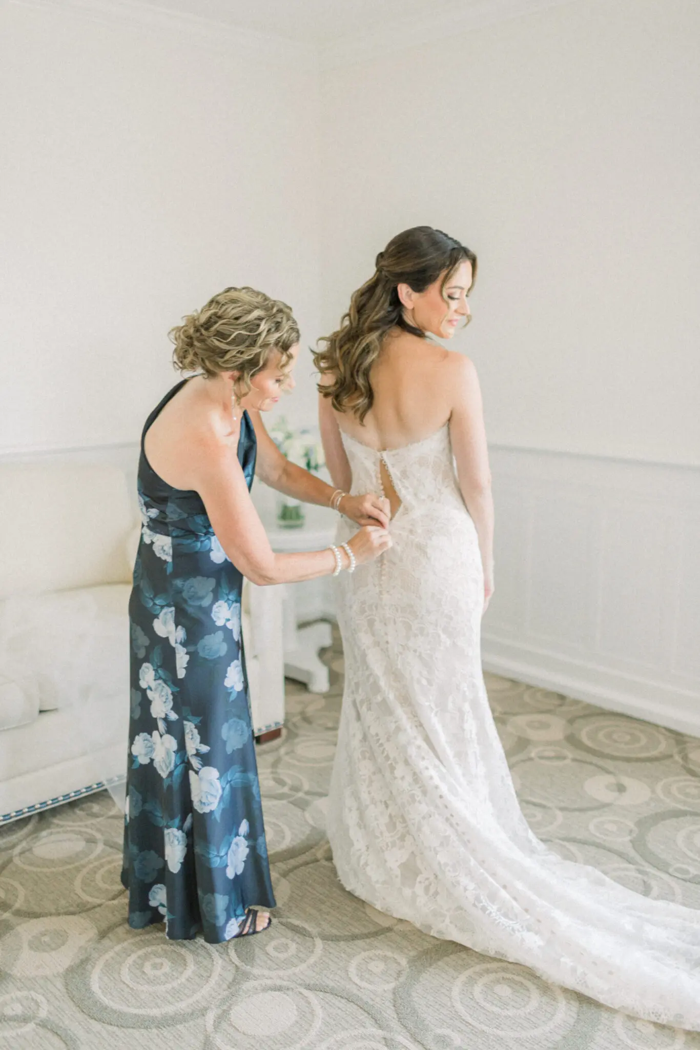 Hannah & Alex Cape Club Falmouth Cape Cod Wedding 44 Kelly Dillon Wedding Photographer KellyDillonPhotographyCapeClubWeddingCapeCodWeddingPhotographerCapeCodWeddingPhotography48 scaled
