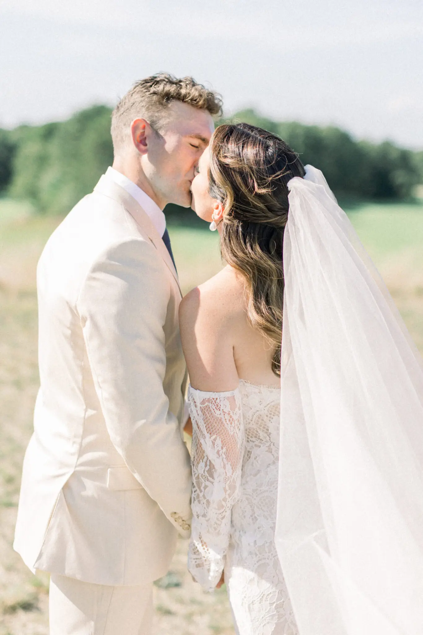 Hannah & Alex Cape Club Falmouth Cape Cod Wedding 53 Kelly Dillon Wedding Photographer KellyDillonPhotographyCapeClubWeddingCapeCodWeddingPhotographerCapeCodWeddingPhotography55 scaled