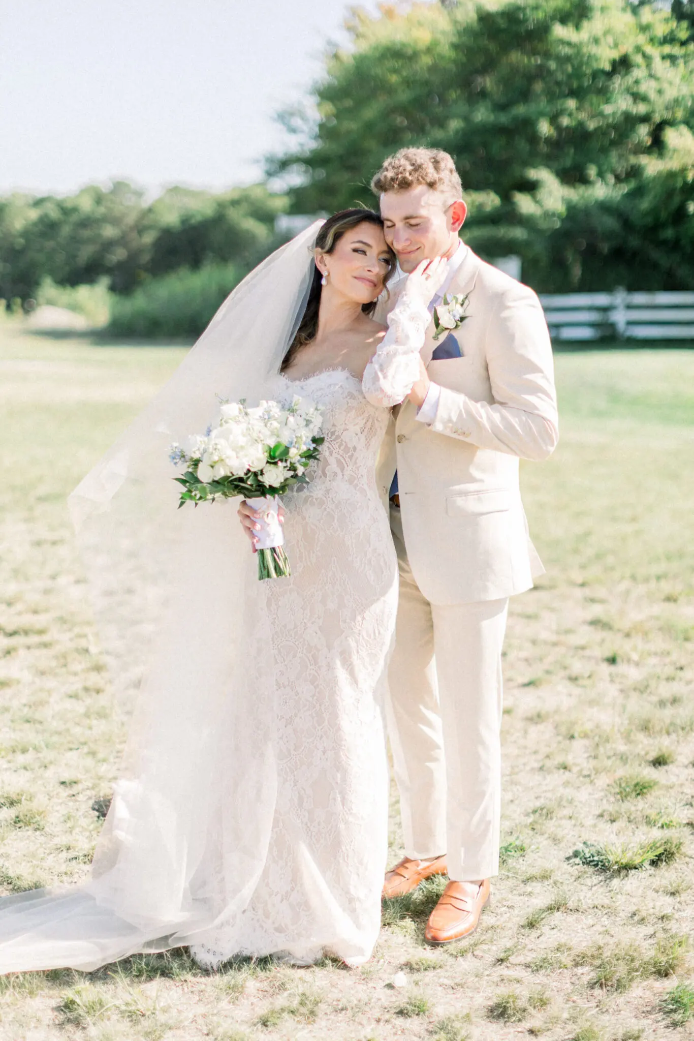 Hannah & Alex Cape Club Falmouth Cape Cod Wedding 54 Kelly Dillon Wedding Photographer KellyDillonPhotographyCapeClubWeddingCapeCodWeddingPhotographerCapeCodWeddingPhotography56 scaled