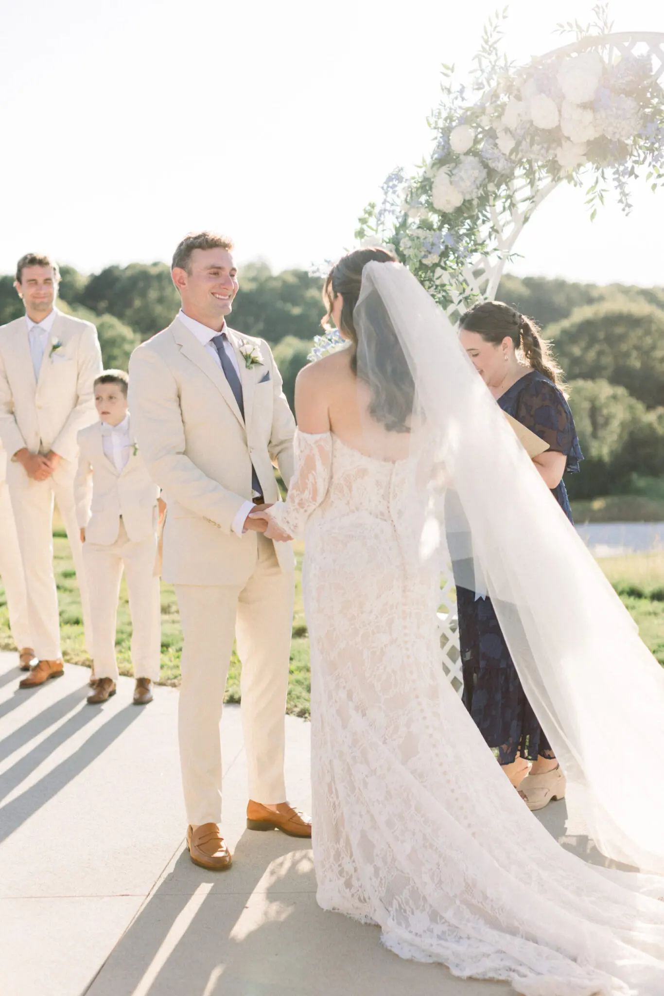 Hannah & Alex Cape Club Falmouth Cape Cod Wedding 80 Kelly Dillon Wedding Photographer KellyDillonPhotographyCapeClubWeddingCapeCodWeddingPhotographerCapeCodWeddingPhotography86 scaled