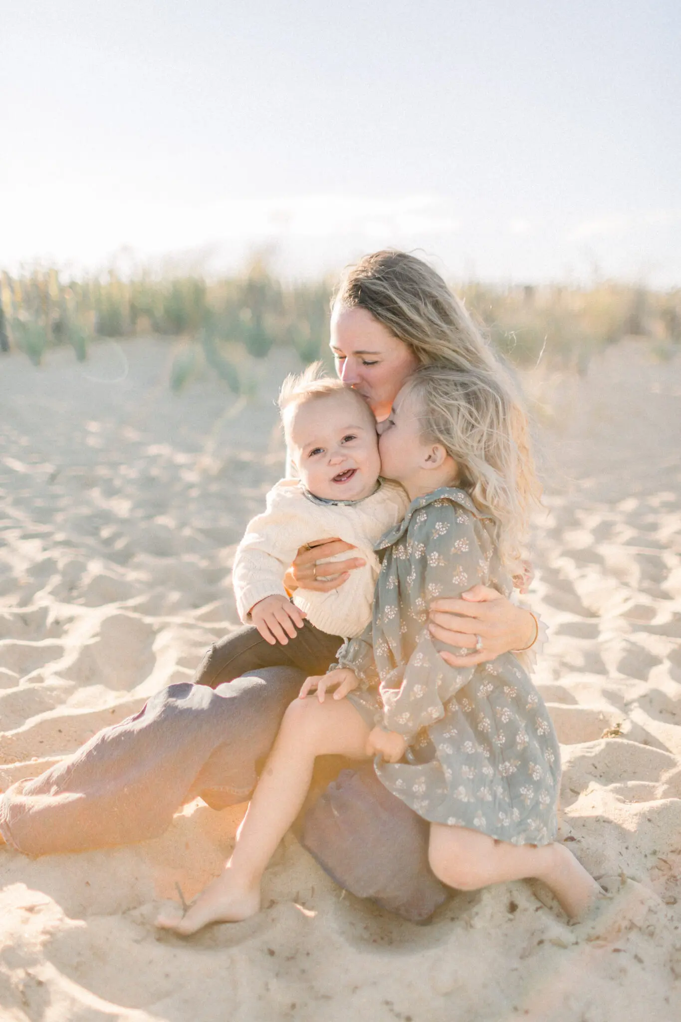 The DiCecco Duxbury Beach Family SEssion 11 Kelly Dillon Wedding Photographer KellyDillonPhotographyDuxburyBeachFamilyPhotographyCapeCodFamilyPhotographerCapeCodFamilyPhotography10 scaled