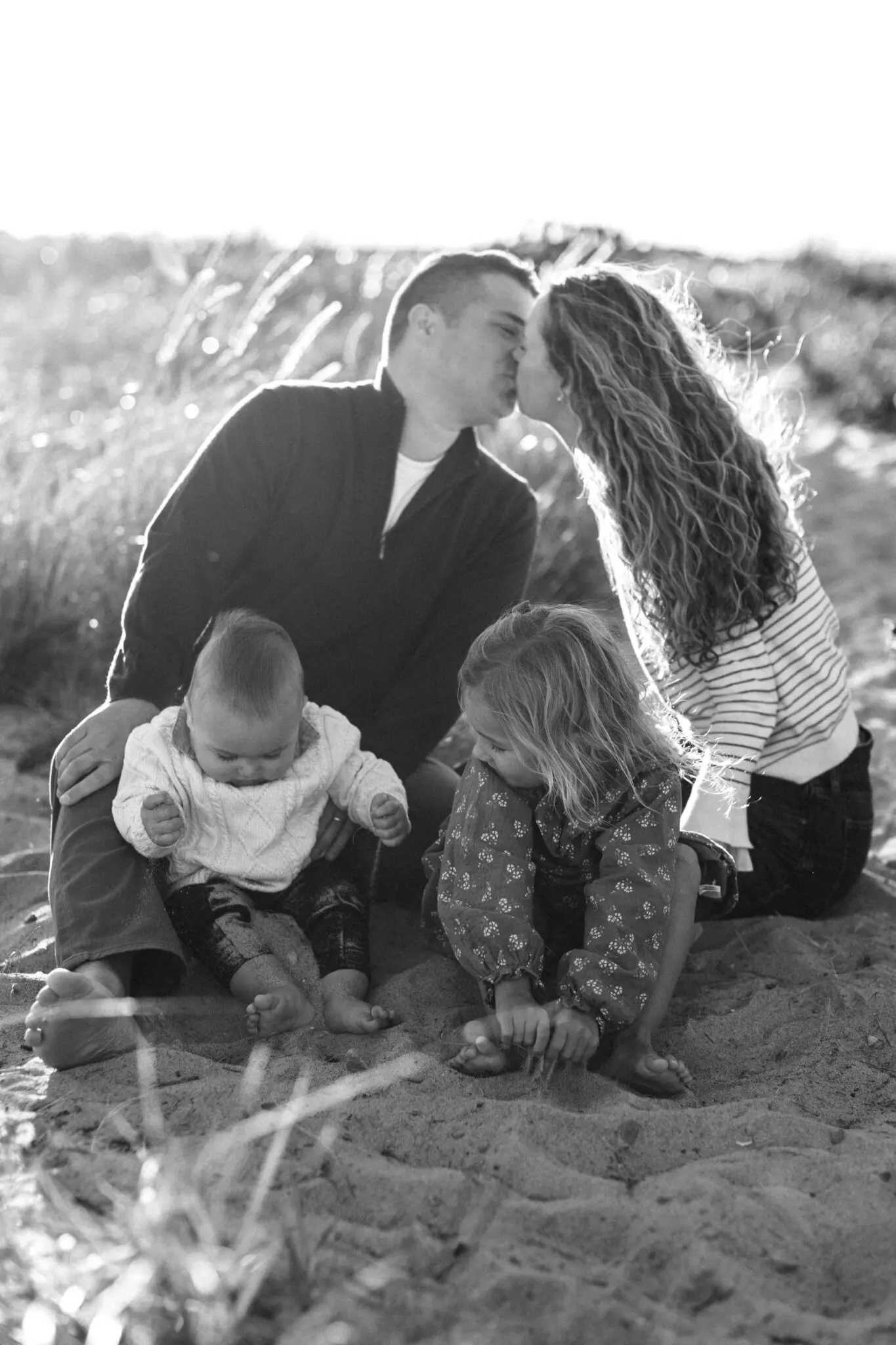 The DiCecco Duxbury Beach Family SEssion 22 Kelly Dillon Wedding Photographer KellyDillonPhotographyDuxburyBeachFamilyPhotographyCapeCodFamilyPhotographerCapeCodFamilyPhotography22 scaled