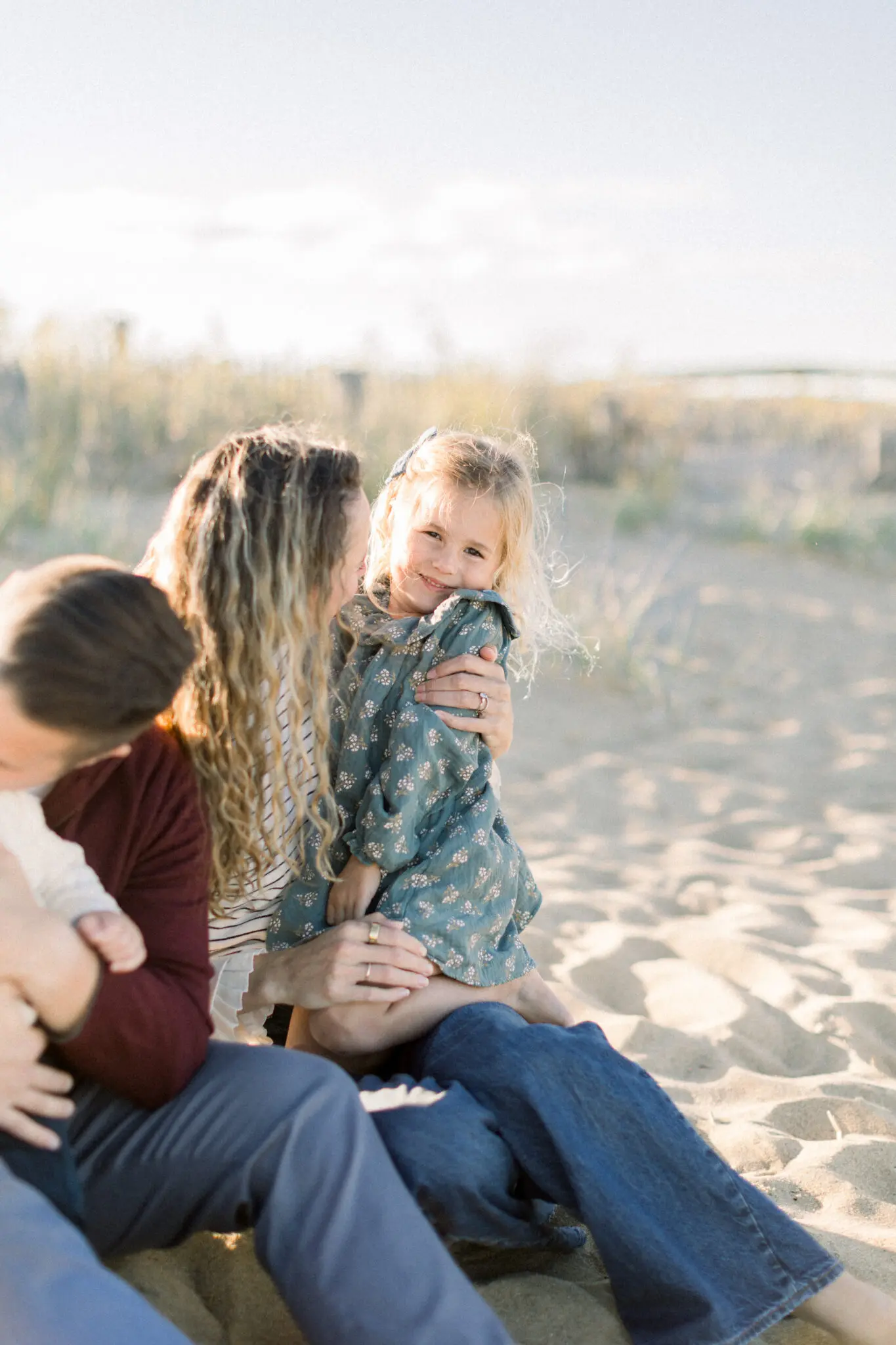 The DiCecco Duxbury Beach Family SEssion 7 Kelly Dillon Wedding Photographer KellyDillonPhotographyDuxburyBeachFamilyPhotographyCapeCodFamilyPhotographerCapeCodFamilyPhotography6 scaled