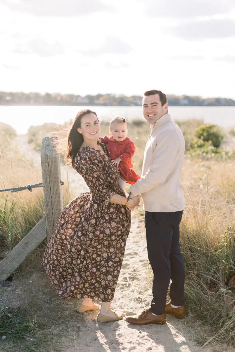 Kelly Dillon Wedding Photographer KellyDillonPhotographyDuxburyBeachFamilyPhotographyCapeCodWeddinghotographerCapeCodWeddingPhotography1 2