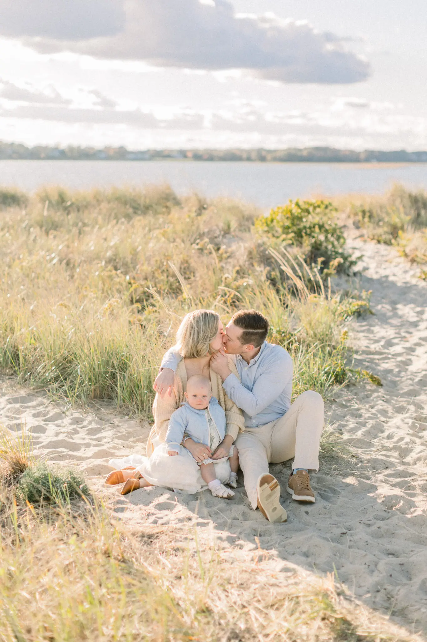 Kelly Dillon Wedding Photographer KellyDillonPhotographyDuxburyBeachFamilyPhotographyCapeCodWeddinghotographerCapeCodWeddingPhotography17 scaled