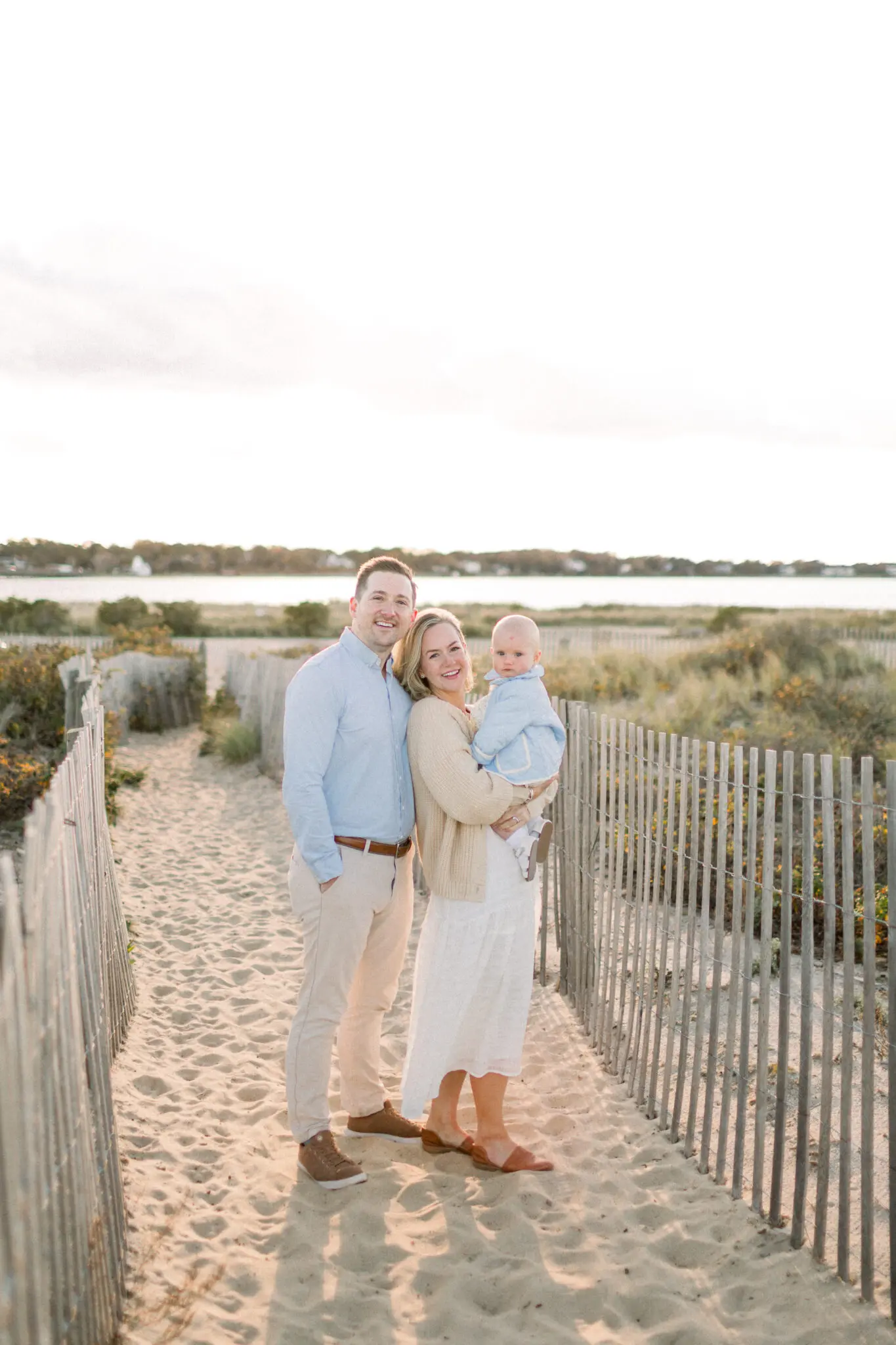 Kelly Dillon Wedding Photographer KellyDillonPhotographyDuxburyBeachFamilyPhotographyCapeCodWeddinghotographerCapeCodWeddingPhotography23 scaled
