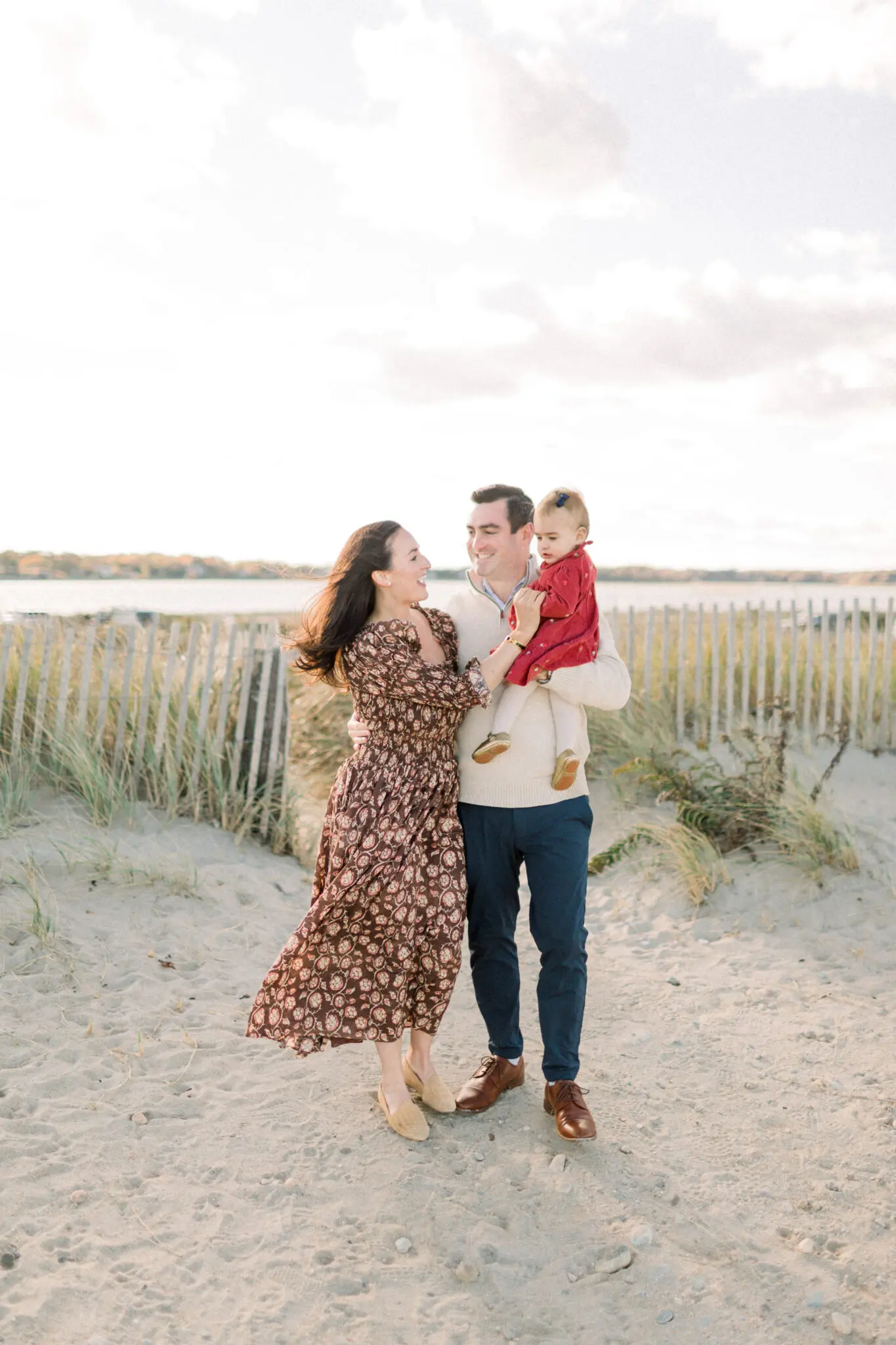 The Lally Family Duxbury Beach Family Session 28 Kelly Dillon Wedding Photographer KellyDillonPhotographyDuxburyBeachFamilyPhotographyCapeCodWeddinghotographerCapeCodWeddingPhotography28 scaled