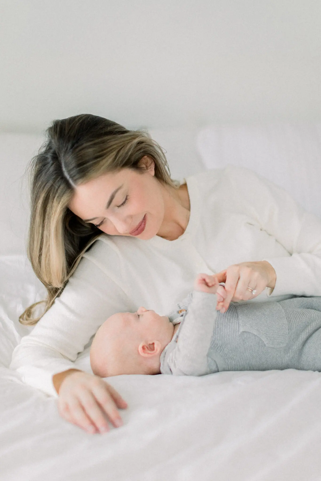 The Bosse Family | Cape Cod Newborn Session 6 Kelly Dillon Wedding Photographer KellyDillonPhotographyCapeCodFamilyNewbornPhotographyCapeCodWeddingPhotographerCapeCodWeddingPhotography7 scaled