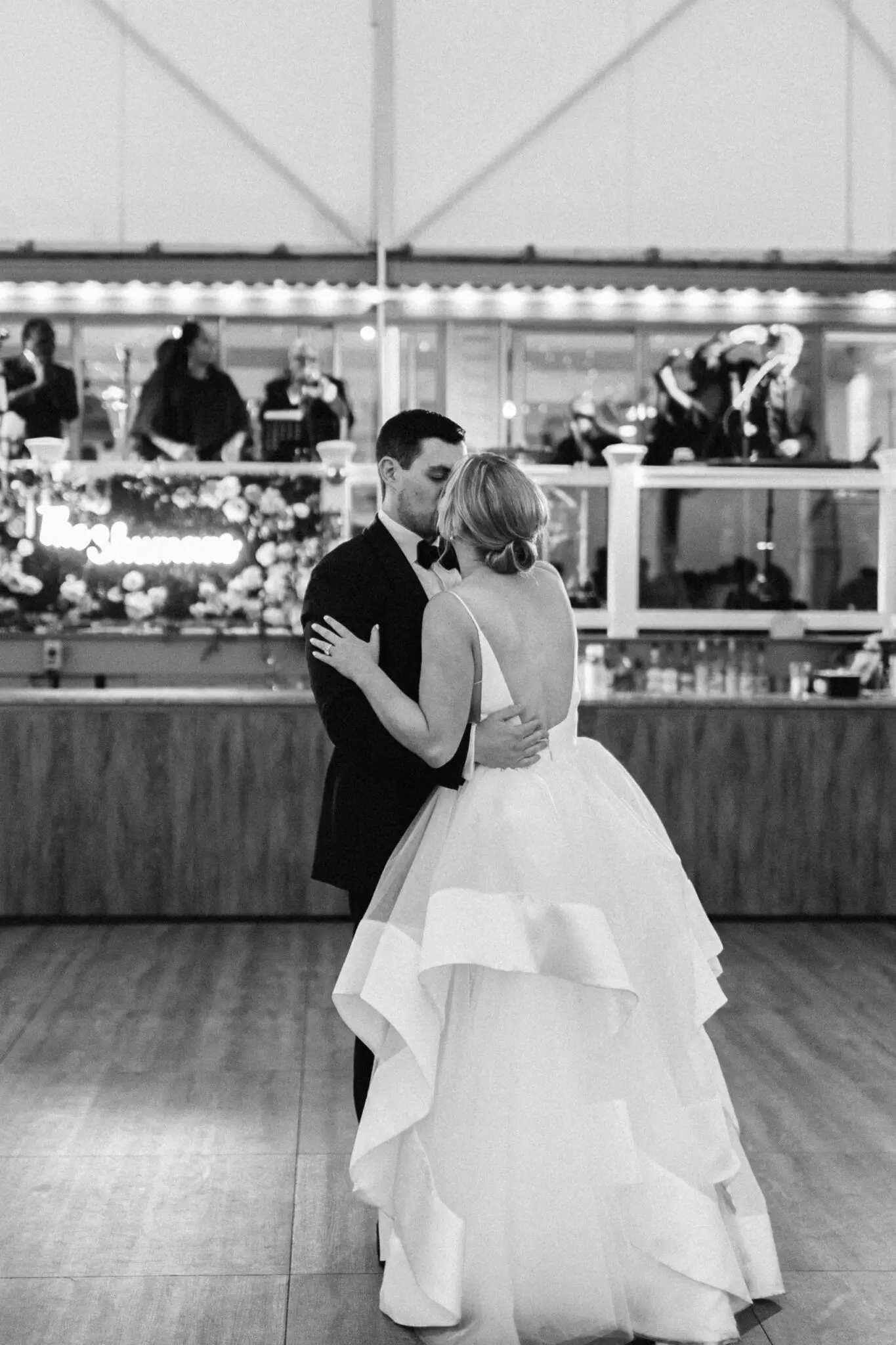 Kelly Dillon Wedding Photographer KellyDillonPhotographyPopponessetInnWeddingPhotographyCapeCodWeddingPhotographerCapeCodWeddingPhotography59 scaled