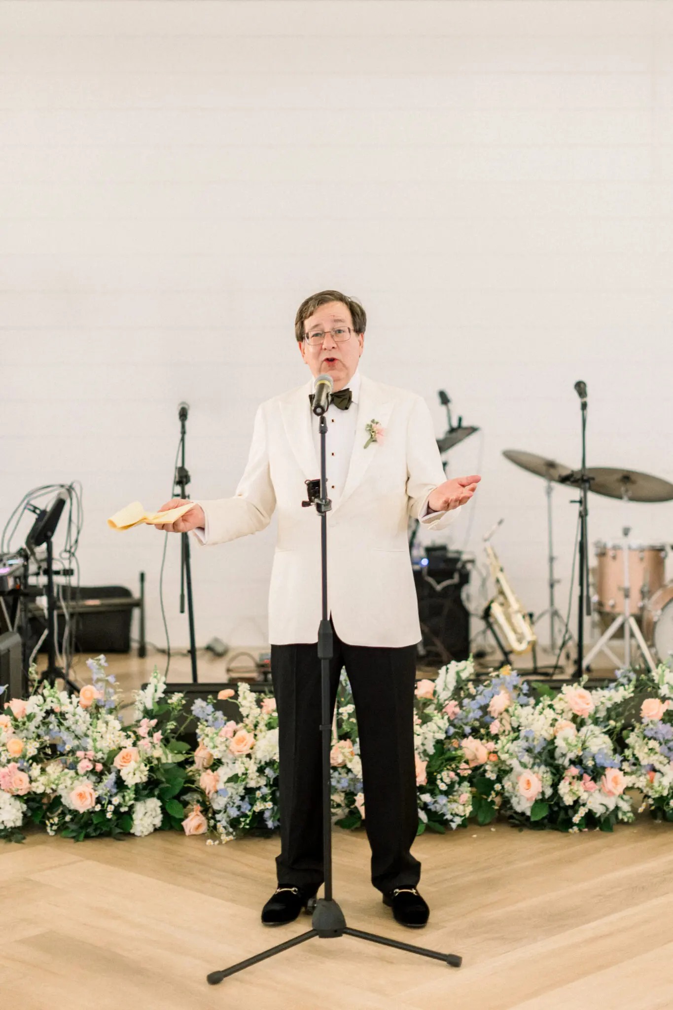 Kelly Dillon Wedding Photographer KellyDillonPhotographyWychmereTheDuneWeddingPhotographyCapeCodWeddingPhotographerCapeCodWeddingPhotography140 scaled