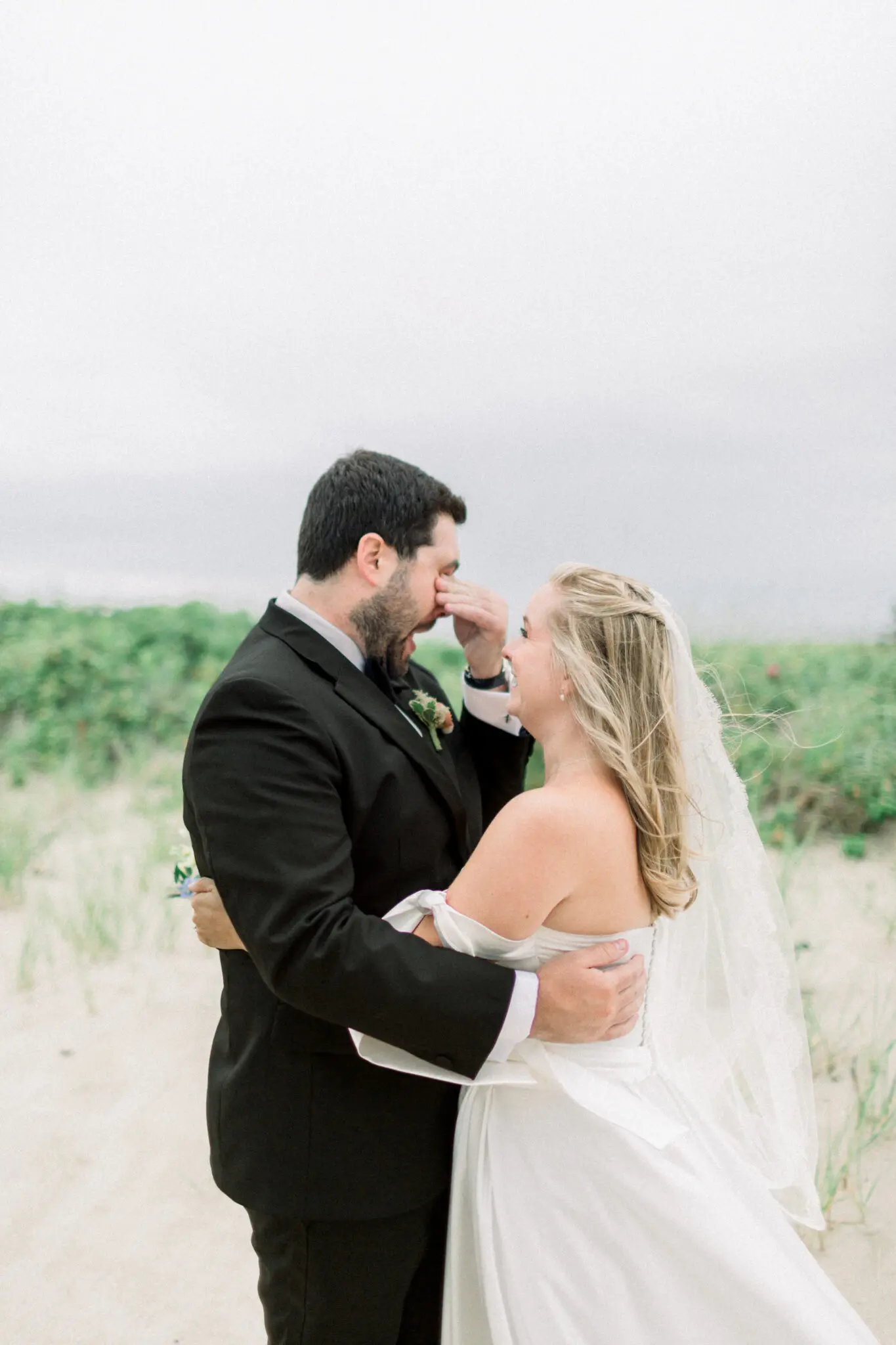 Kelly Dillon Wedding Photographer KellyDillonPhotographyWychmereTheDuneWeddingPhotographyCapeCodWeddingPhotographerCapeCodWeddingPhotography15 scaled
