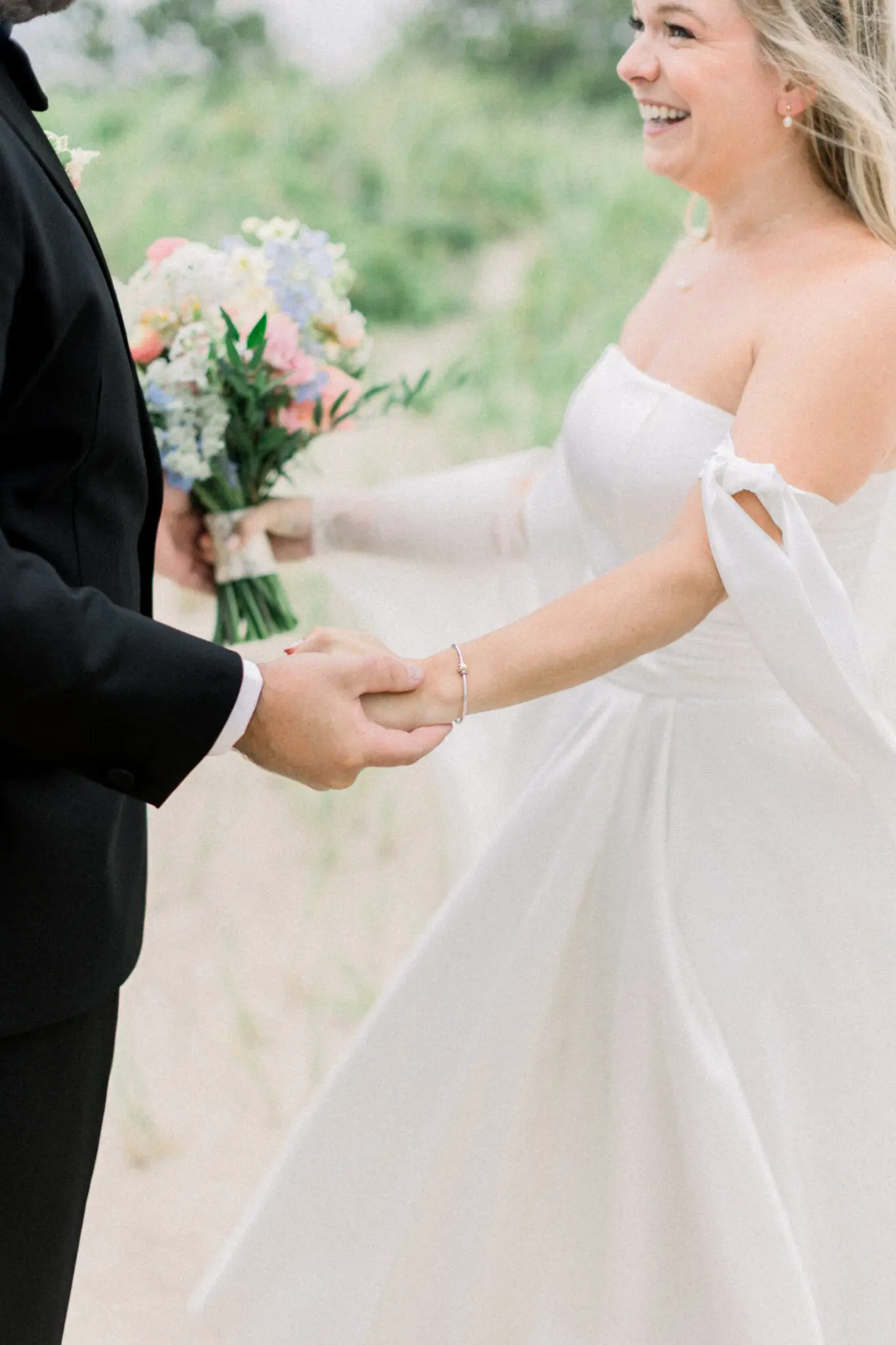 Kelly Dillon Wedding Photographer KellyDillonPhotographyWychmereTheDuneWeddingPhotographyCapeCodWeddingPhotographerCapeCodWeddingPhotography18 scaled