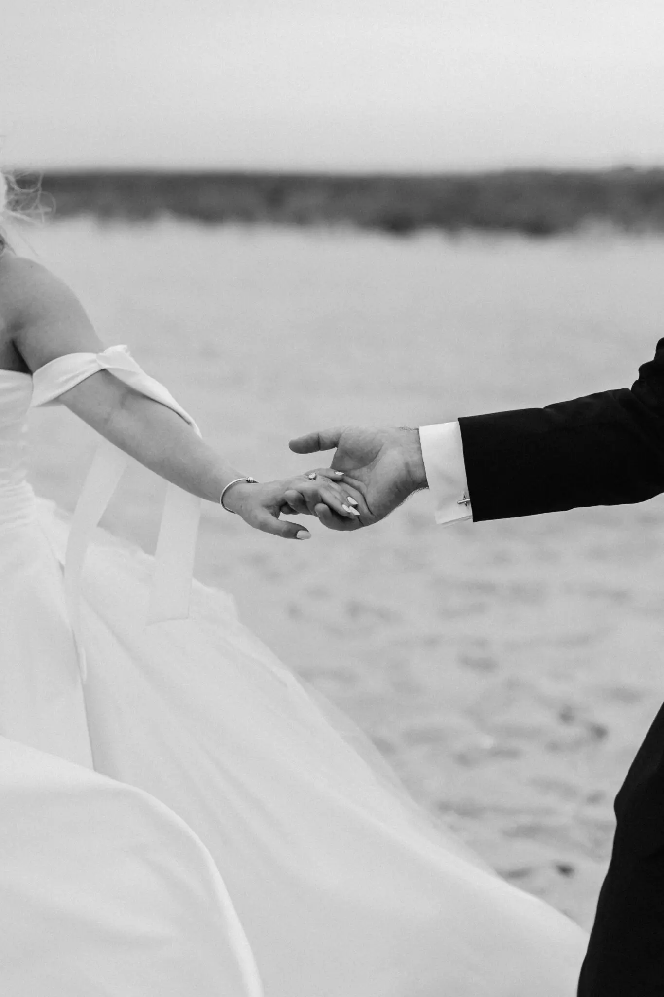 Kelly Dillon Wedding Photographer KellyDillonPhotographyWychmereTheDuneWeddingPhotographyCapeCodWeddingPhotographerCapeCodWeddingPhotography2 scaled