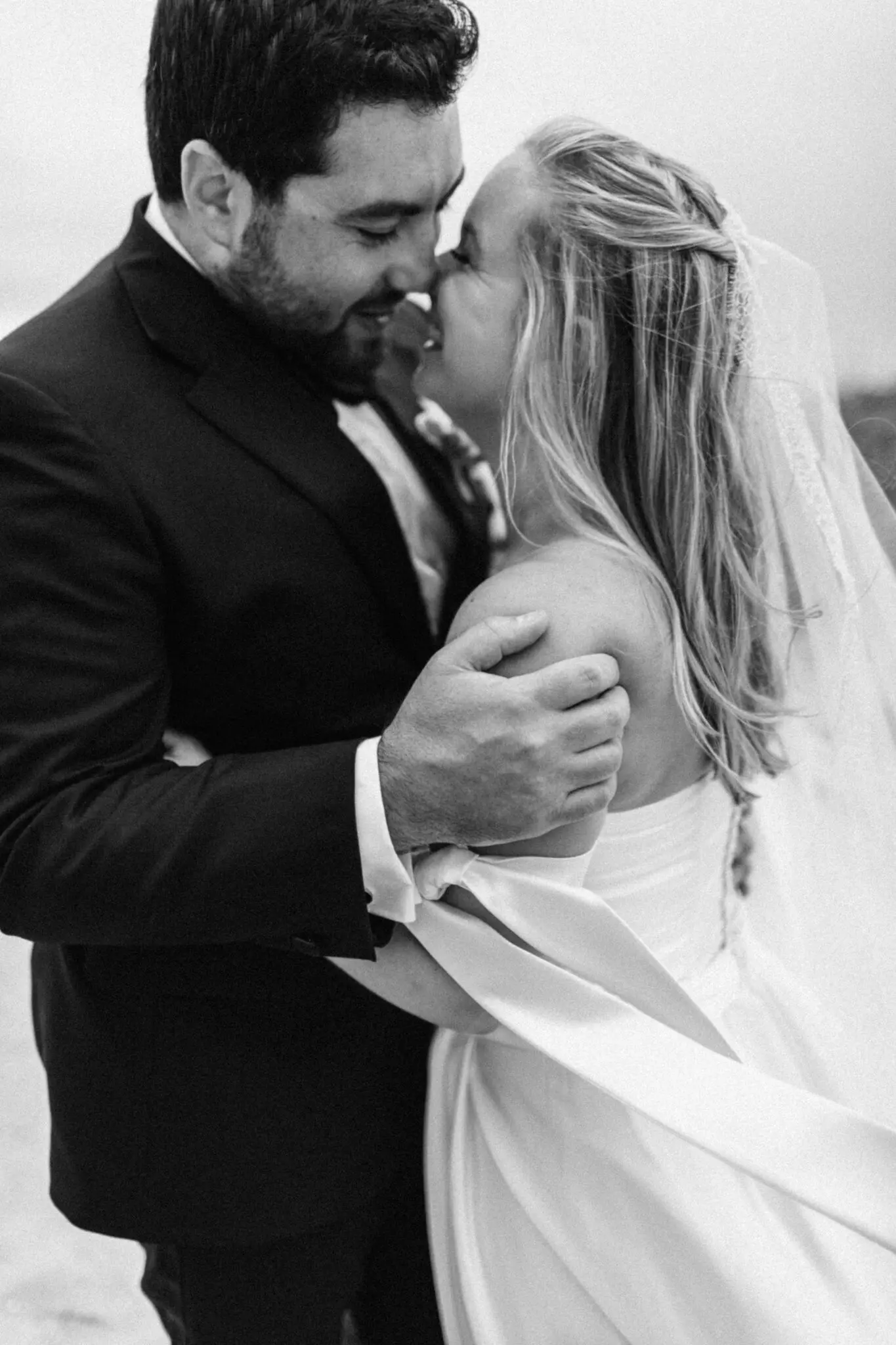 Kelly Dillon Wedding Photographer KellyDillonPhotographyWychmereTheDuneWeddingPhotographyCapeCodWeddingPhotographerCapeCodWeddingPhotography20 scaled