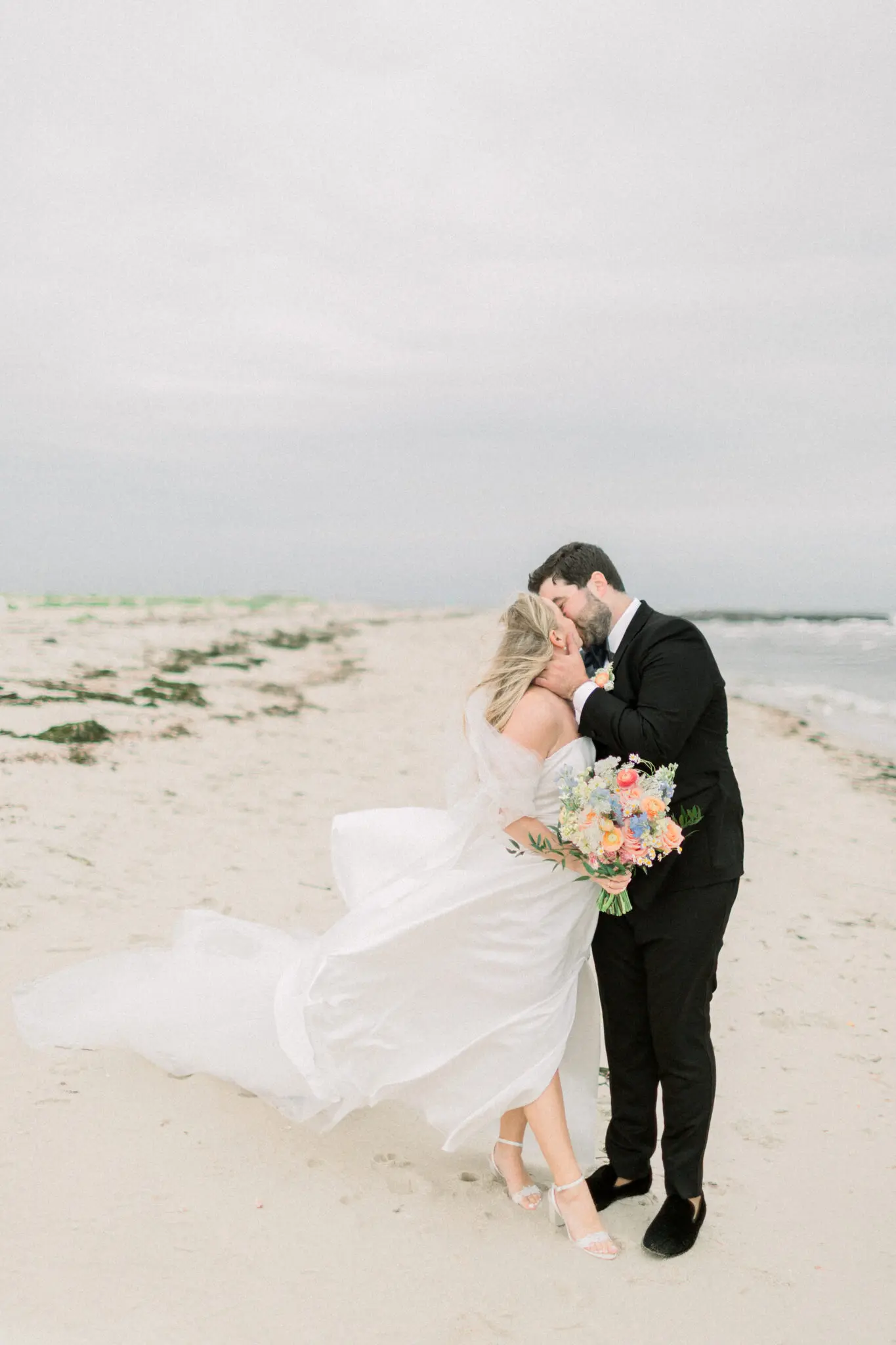 Kelly Dillon Wedding Photographer KellyDillonPhotographyWychmereTheDuneWeddingPhotographyCapeCodWeddingPhotographerCapeCodWeddingPhotography31 scaled