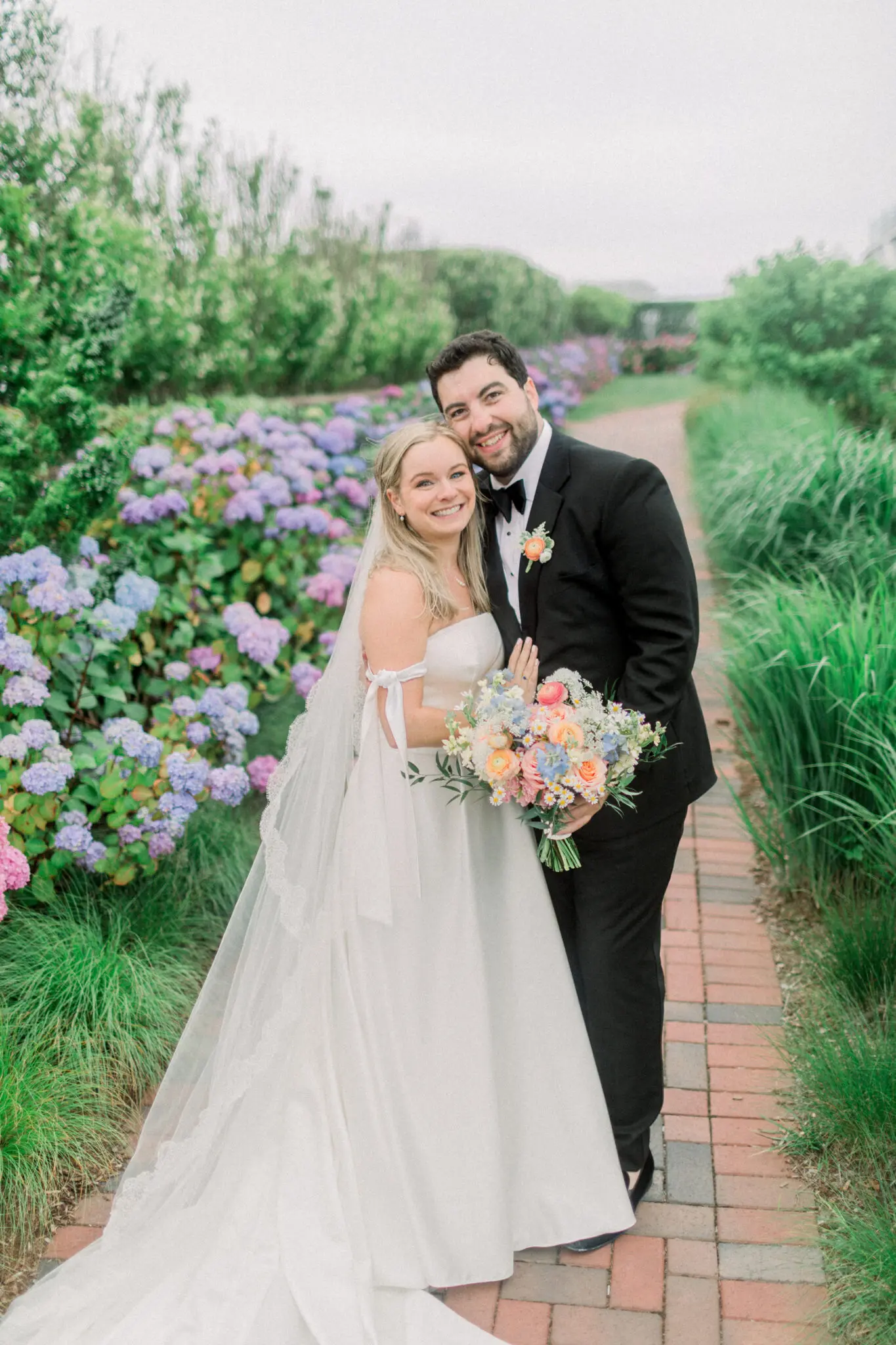 Kelly Dillon Wedding Photographer KellyDillonPhotographyWychmereTheDuneWeddingPhotographyCapeCodWeddingPhotographerCapeCodWeddingPhotography38 scaled