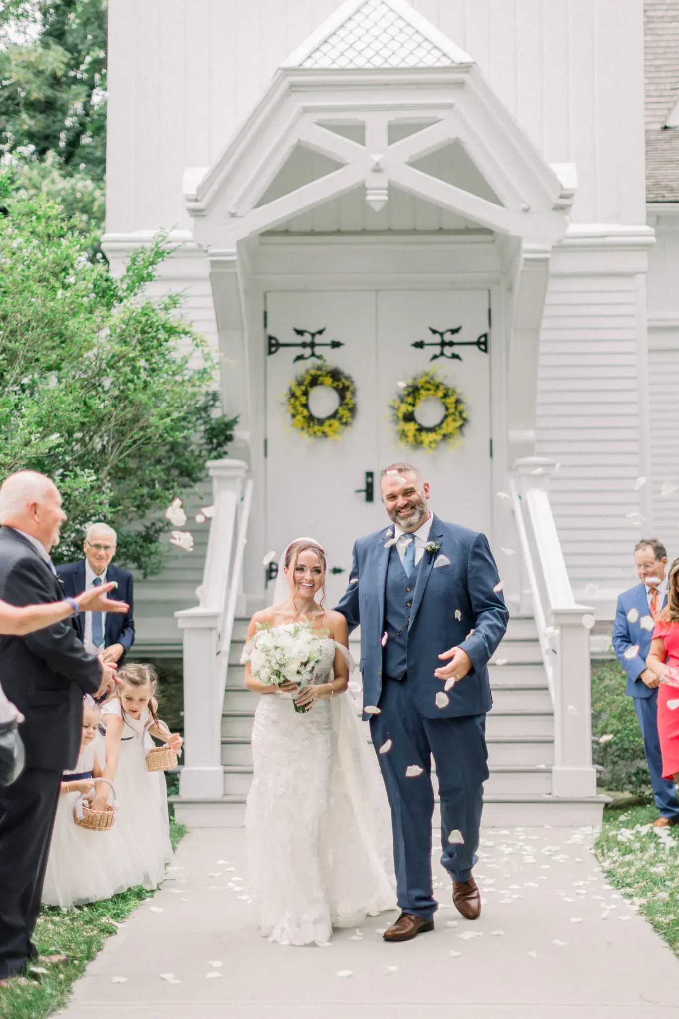 Kelly Dillon Wedding Photographer KellyDillonPhotographyTheSeaViewDennisMAWeddingPhotographyCapeCodWeddingPhotographerCapeCodWeddingPhotography28 scaled