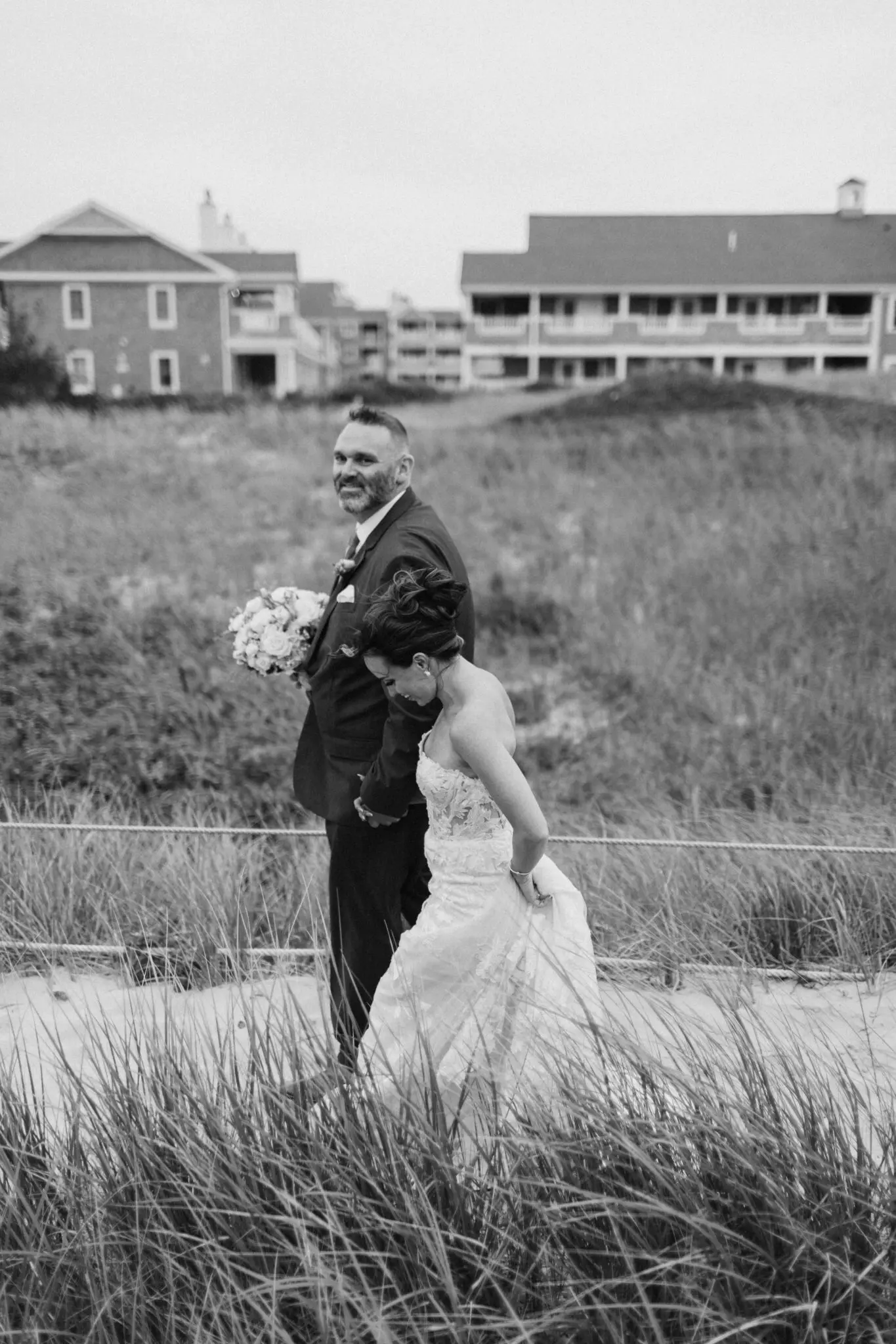 Kelly Dillon Wedding Photographer KellyDillonPhotographyTheSeaViewDennisMAWeddingPhotographyCapeCodWeddingPhotographerCapeCodWeddingPhotography46 scaled