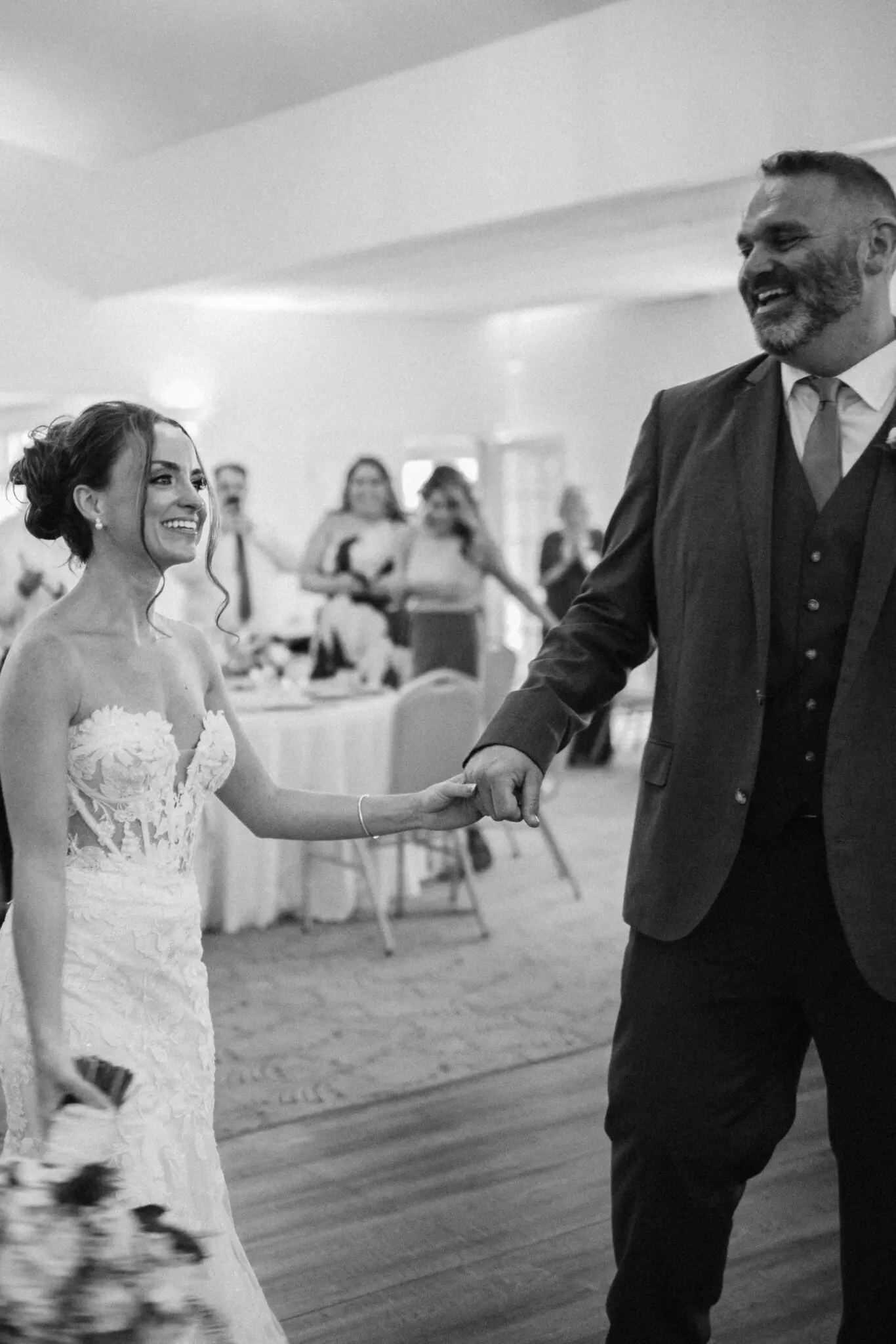 Kelly Dillon Wedding Photographer KellyDillonPhotographyTheSeaViewDennisMAWeddingPhotographyCapeCodWeddingPhotographerCapeCodWeddingPhotography48 scaled