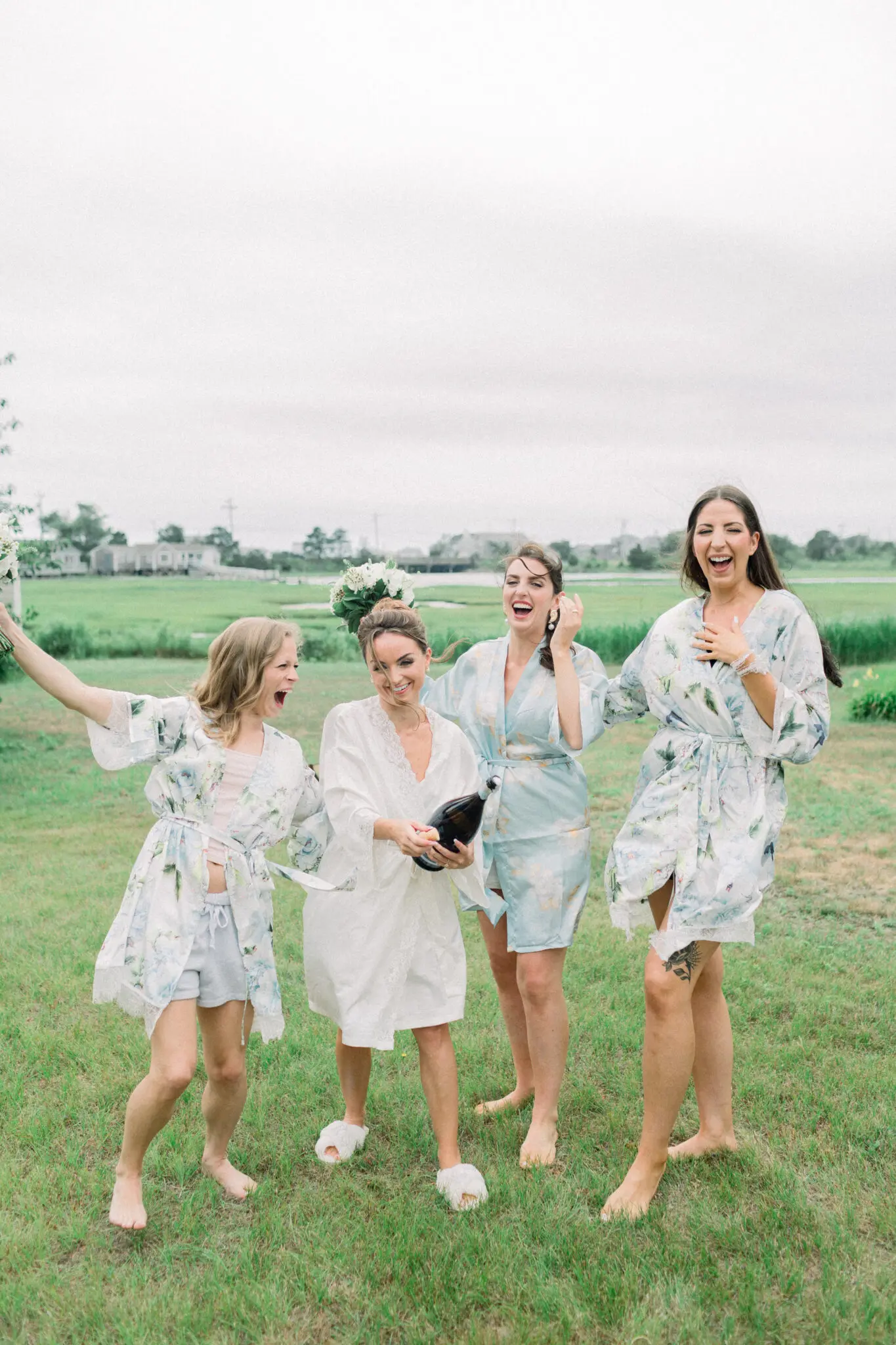 Kelly Dillon Wedding Photographer KellyDillonPhotographyTheSeaViewDennisMAWeddingPhotographyCapeCodWeddingPhotographerCapeCodWeddingPhotography7 scaled