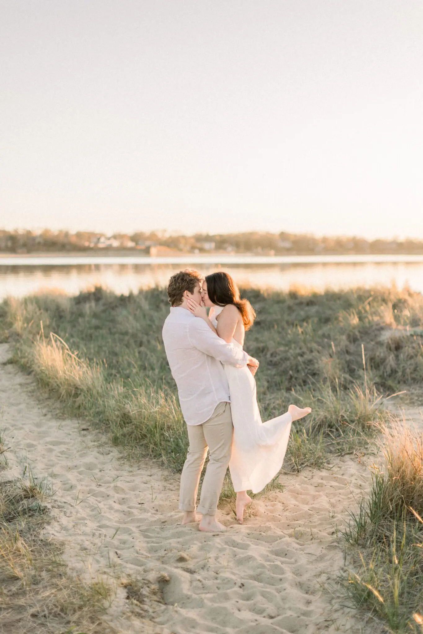 Kelly Dillon Wedding Photographer KellyDillonPhotographyDuxburyBeachEngagementPhotographyCapeCodWeddingPhotographerCapeCodWeddingPhotography36 scaled