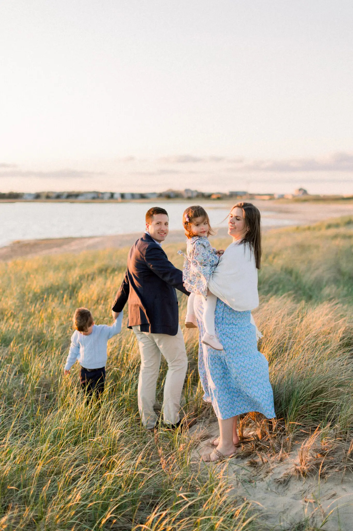 The Hacker Family Cape Cod Family Session 19 Kelly Dillon Wedding Photographer KellyDillonPhotographyDuxburyBeachFamilyPhotographyCapeCodWeddingPhotographerCapeCodWeddingPhotography19 1 scaled