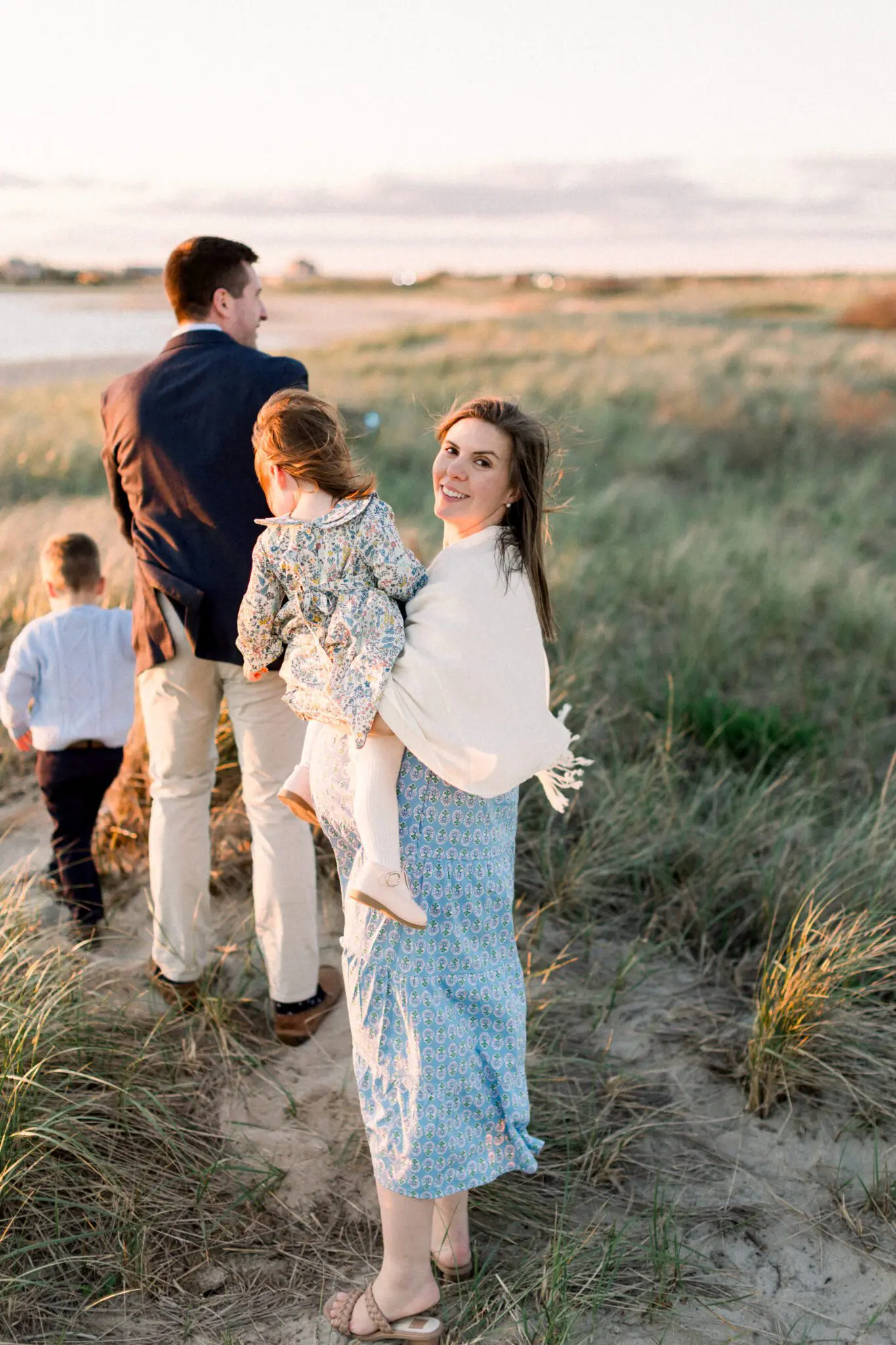 The Hacker Family Cape Cod Family Session 2 Kelly Dillon Wedding Photographer KellyDillonPhotographyDuxburyBeachFamilyPhotographyCapeCodWeddingPhotographerCapeCodWeddingPhotography2 1 scaled