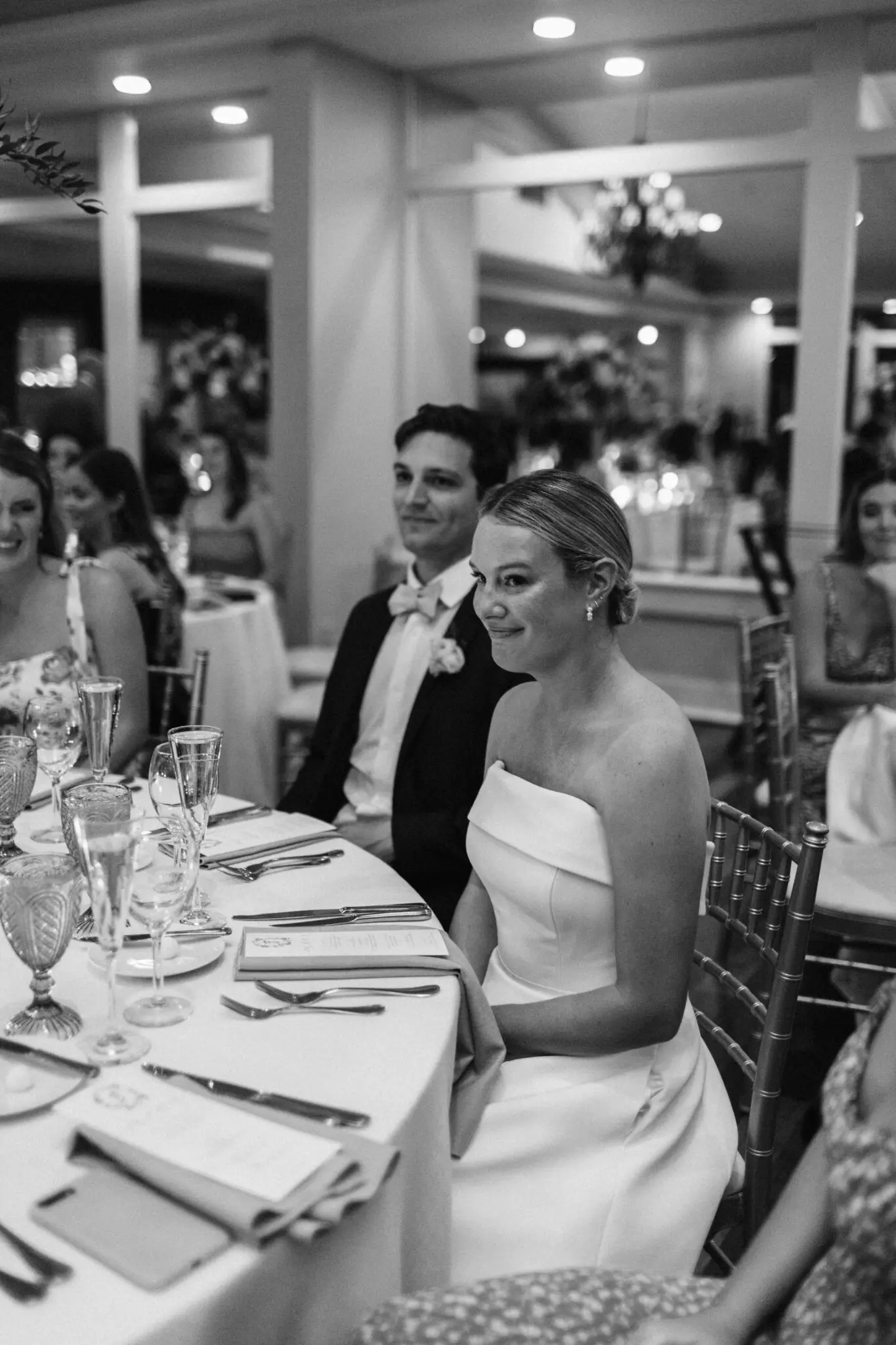 Kelly Dillon Wedding Photographer KellyDillonPhotographyOceanCliffNewportRIWeddingPhotographyNewportRIWeddingPhotographerNewportRIWeddingPhotography165 scaled