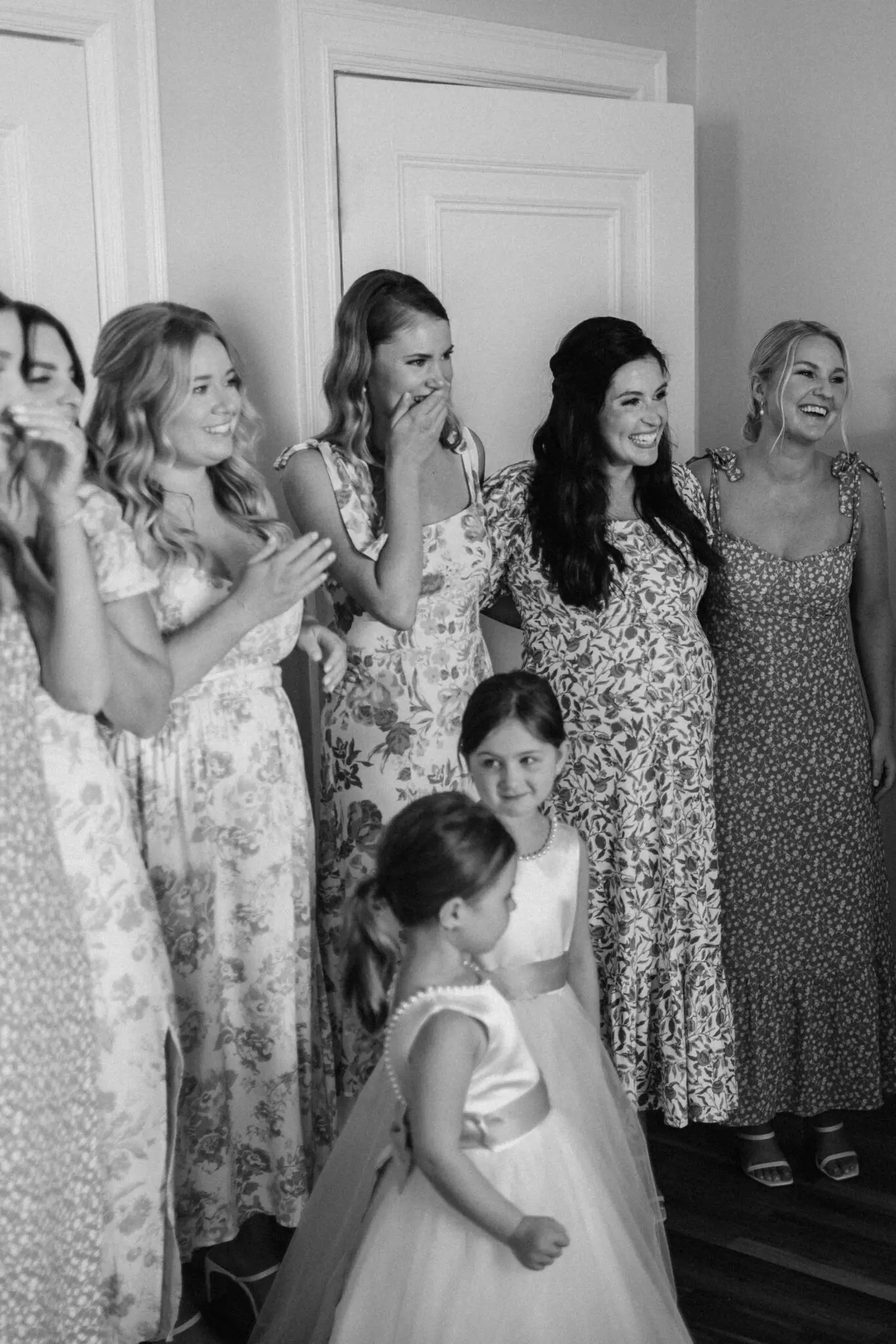 Kelly Dillon Wedding Photographer KellyDillonPhotographyOceanCliffNewportRIWeddingPhotographyNewportRIWeddingPhotographerNewportRIWeddingPhotography18 scaled