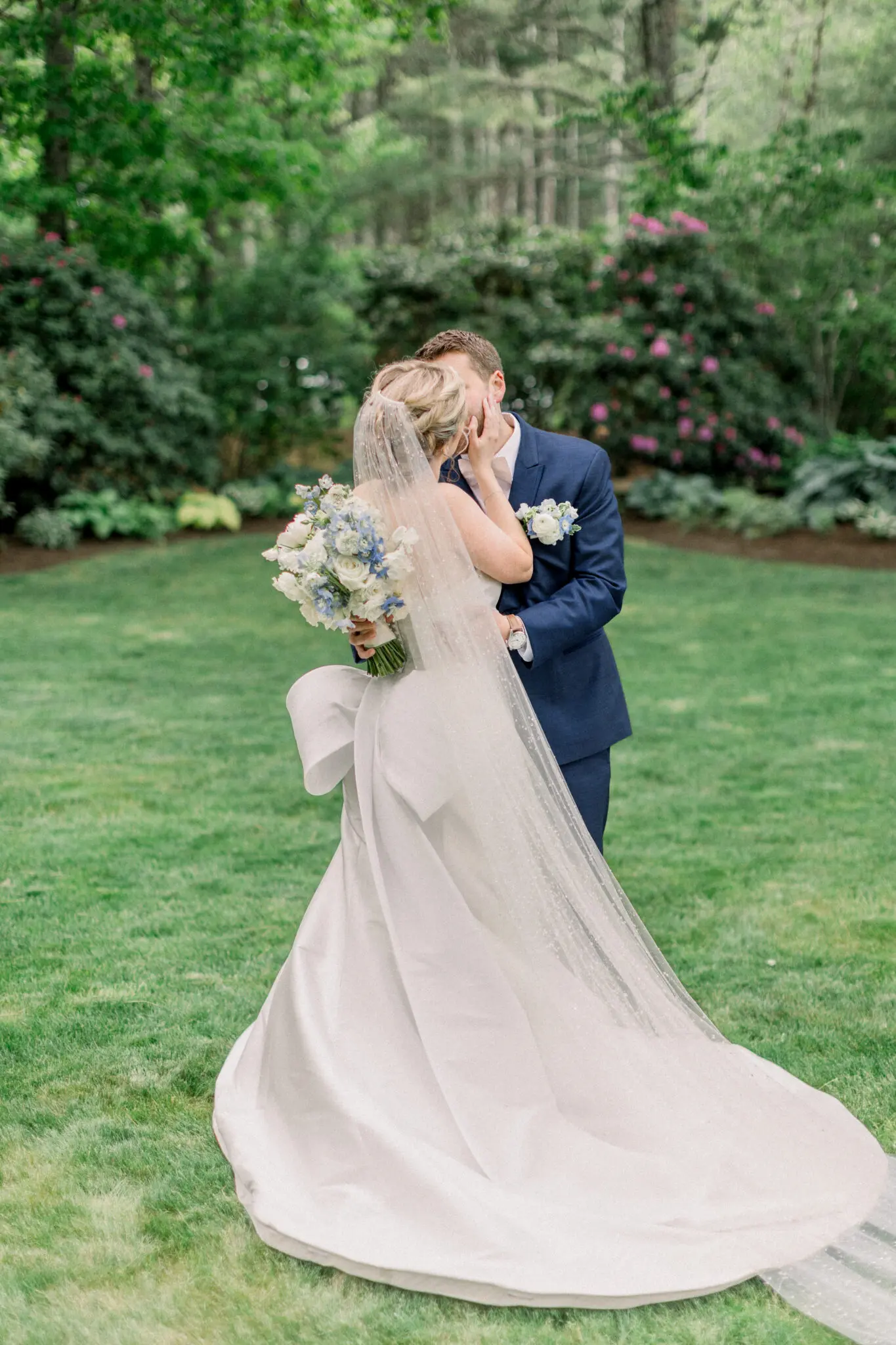 Kelly Dillon Wedding Photographer KellyDillonPhotographyPavilionatThePinehillsWeddingPhotographyCapeCodWeddingPhotographerCapeCodWeddingPhotography23 scaled