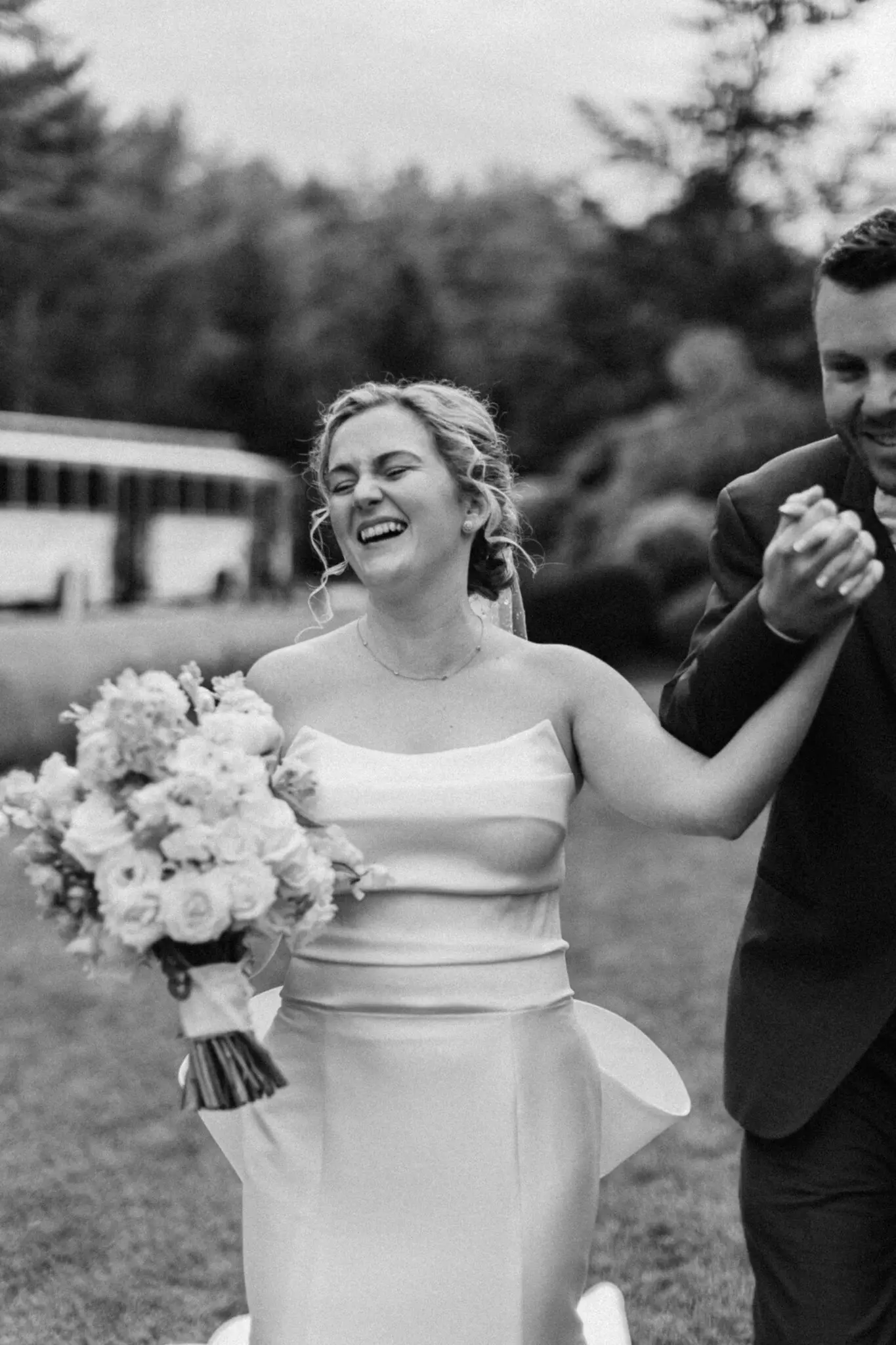Kelly Dillon Wedding Photographer KellyDillonPhotographyPavilionatThePinehillsWeddingPhotographyCapeCodWeddingPhotographerCapeCodWeddingPhotography32 scaled