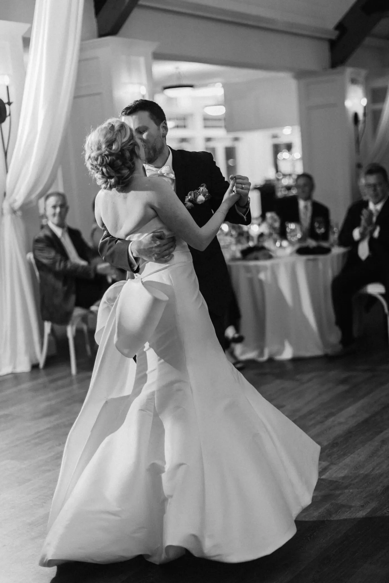 Kelly Dillon Wedding Photographer KellyDillonPhotographyPavilionatThePinehillsWeddingPhotographyCapeCodWeddingPhotographerCapeCodWeddingPhotography90 scaled