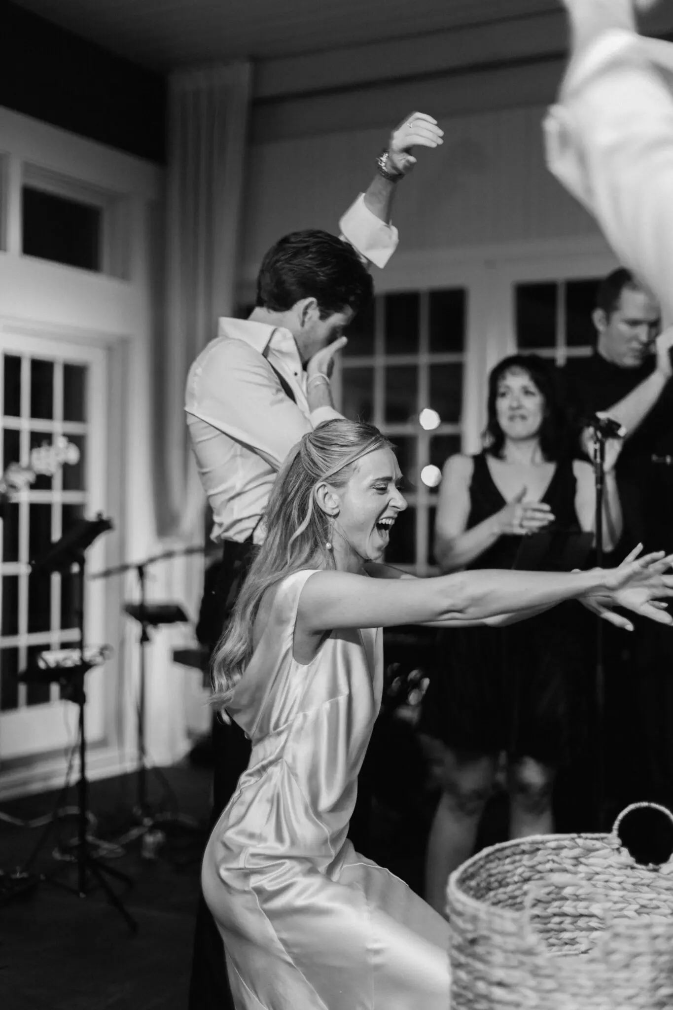 Kelly Dillon Wedding Photographer KellyDillonPhotographyWychmereWeddingPhotographyCapeCodWeddingPhotographerCapeCodWeddingPhotography191 scaled